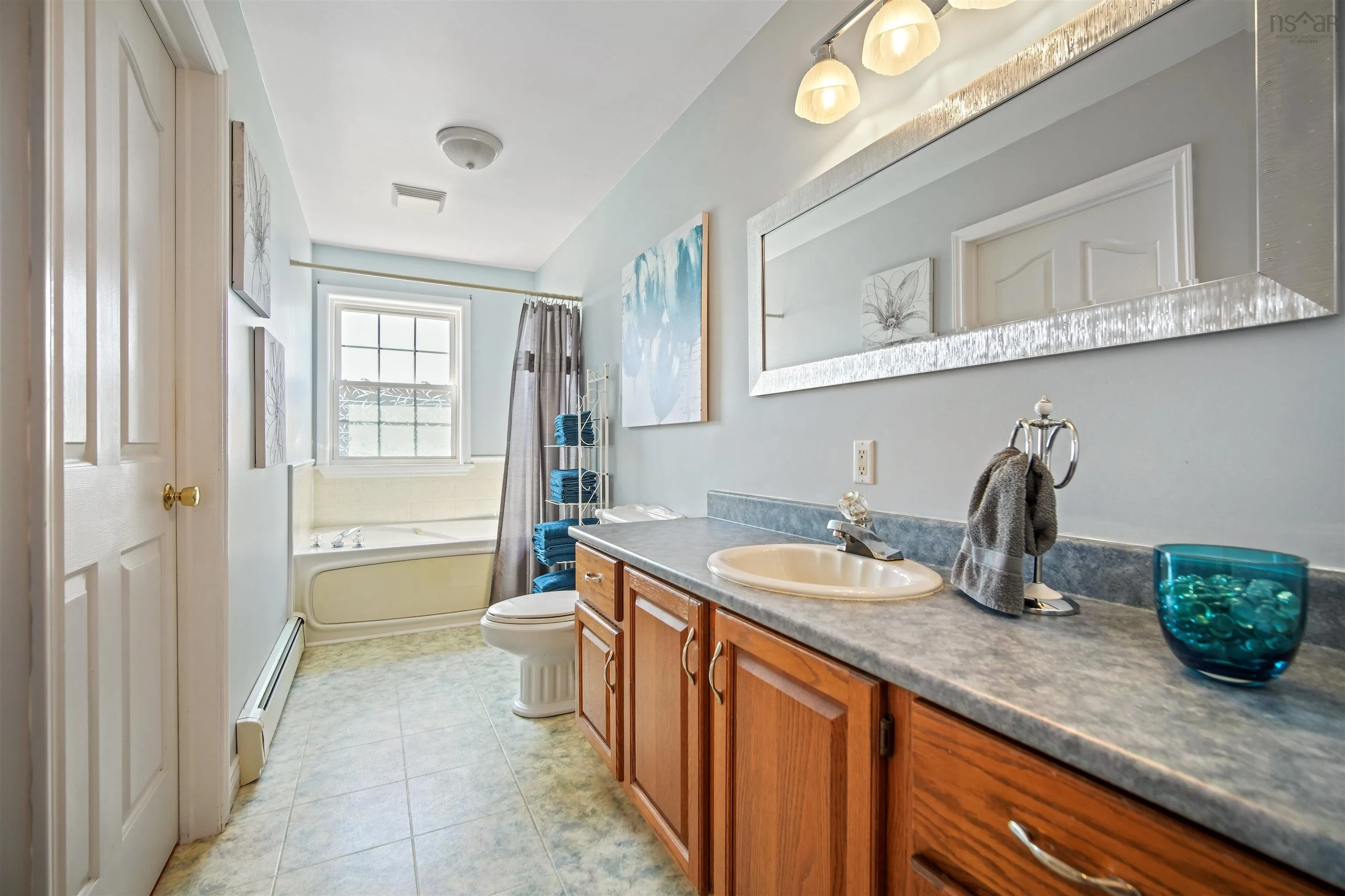 9085 Peggys Cove Road, Indian Harbour, NS B3Z 3N4, 4 Bedrooms Bedrooms, ,3 BathroomsBathrooms,Residential,For Sale,Peggys Cove,202521842