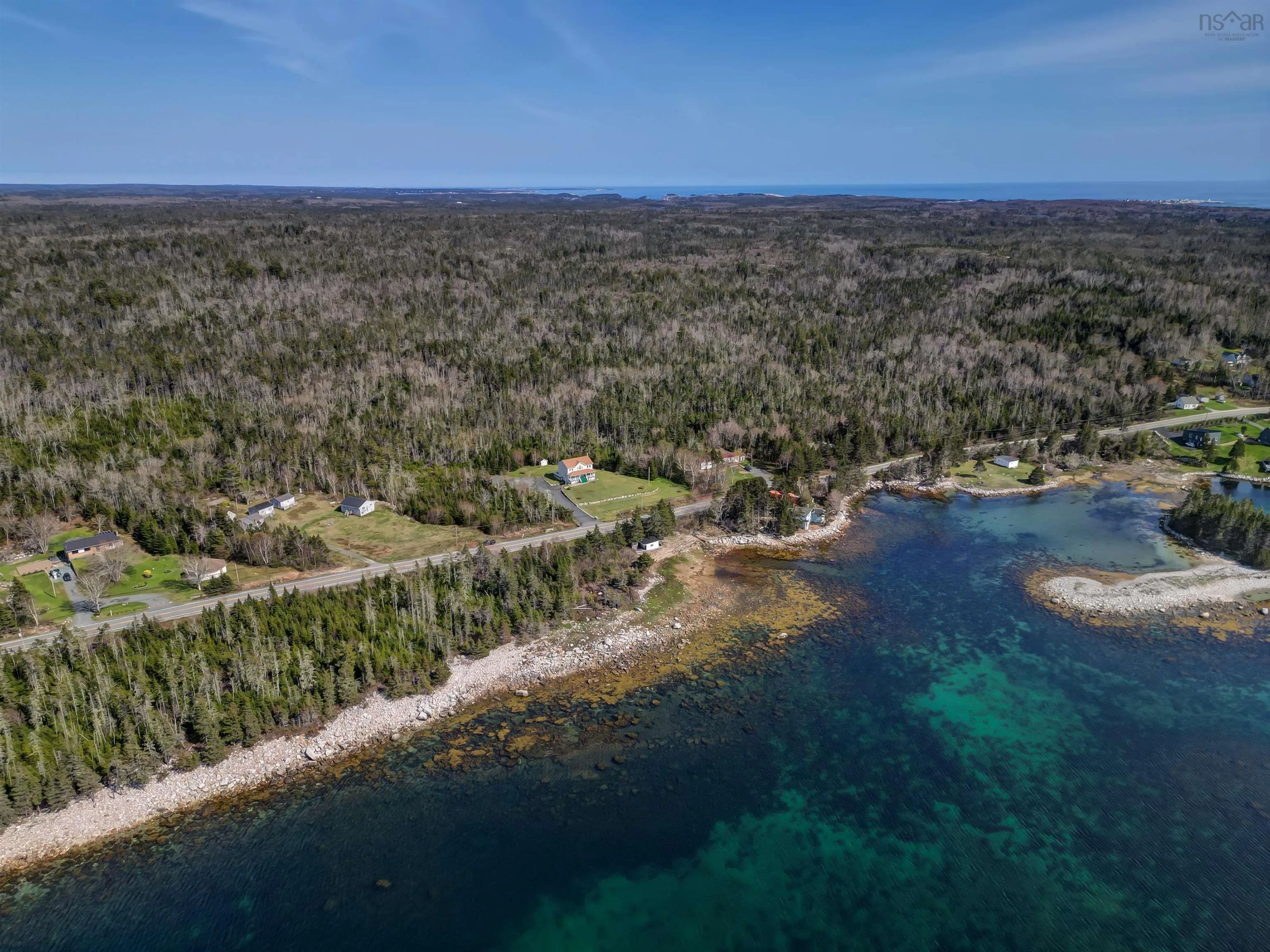 9085 Peggys Cove Road, Indian Harbour, NS B3Z 3N4, 4 Bedrooms Bedrooms, ,3 BathroomsBathrooms,Residential,For Sale,Peggys Cove,202521842