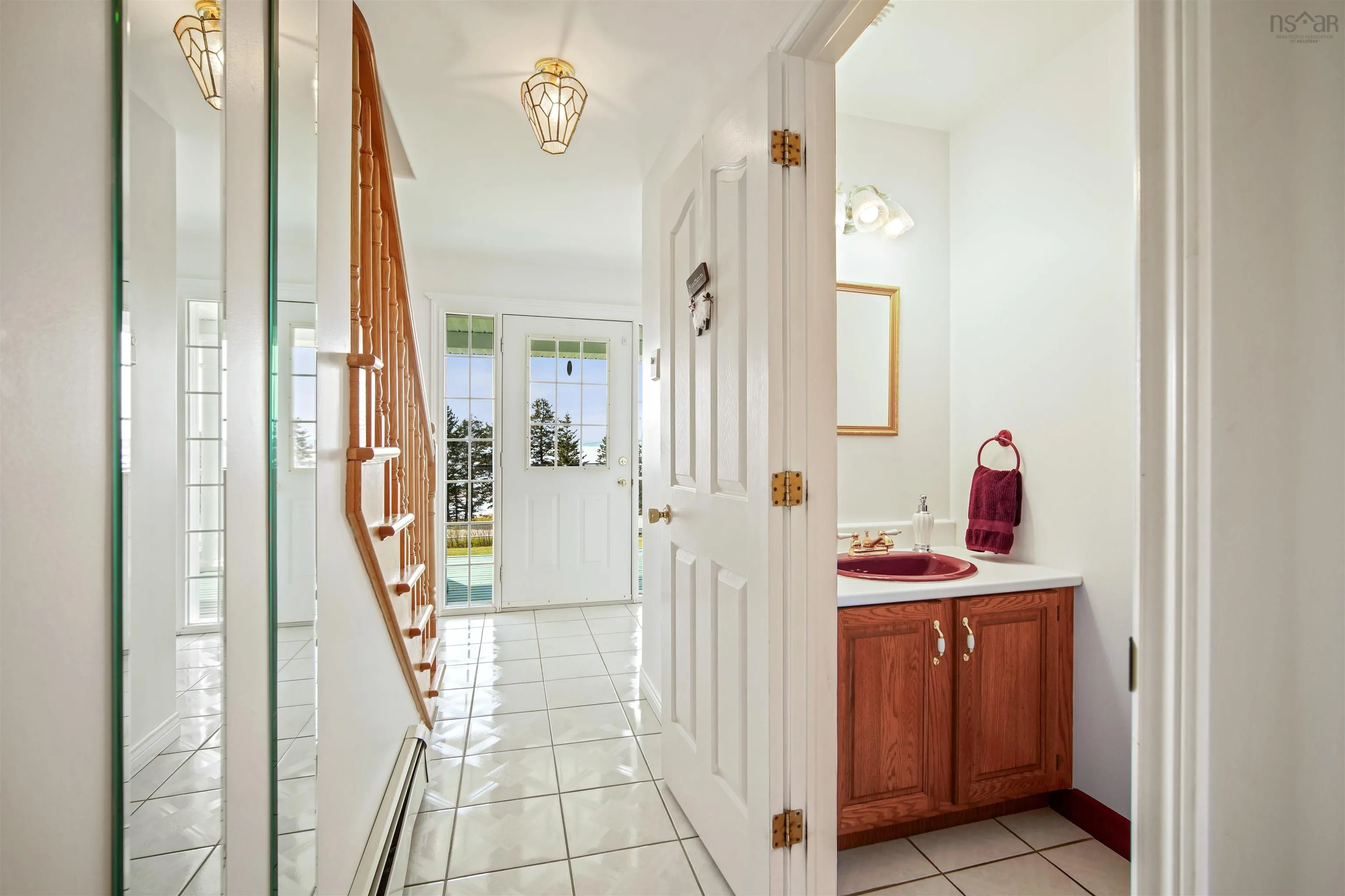 9085 Peggys Cove Road, Indian Harbour, NS B3Z 3N4, 4 Bedrooms Bedrooms, ,3 BathroomsBathrooms,Residential,For Sale,Peggys Cove,202521842