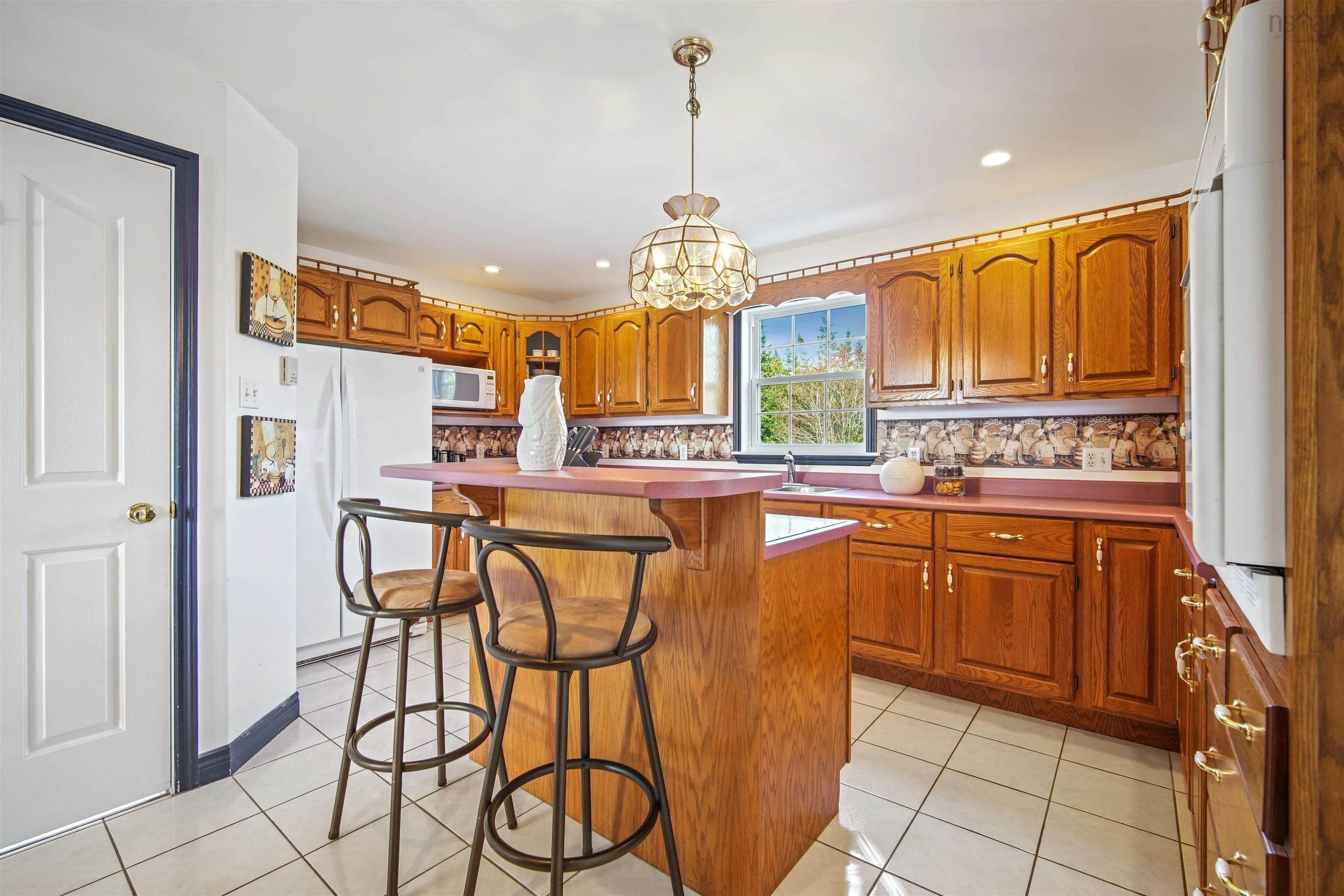 9085 Peggys Cove Road, Indian Harbour, NS B3Z 3N4, 4 Bedrooms Bedrooms, ,3 BathroomsBathrooms,Residential,For Sale,Peggys Cove,202521842