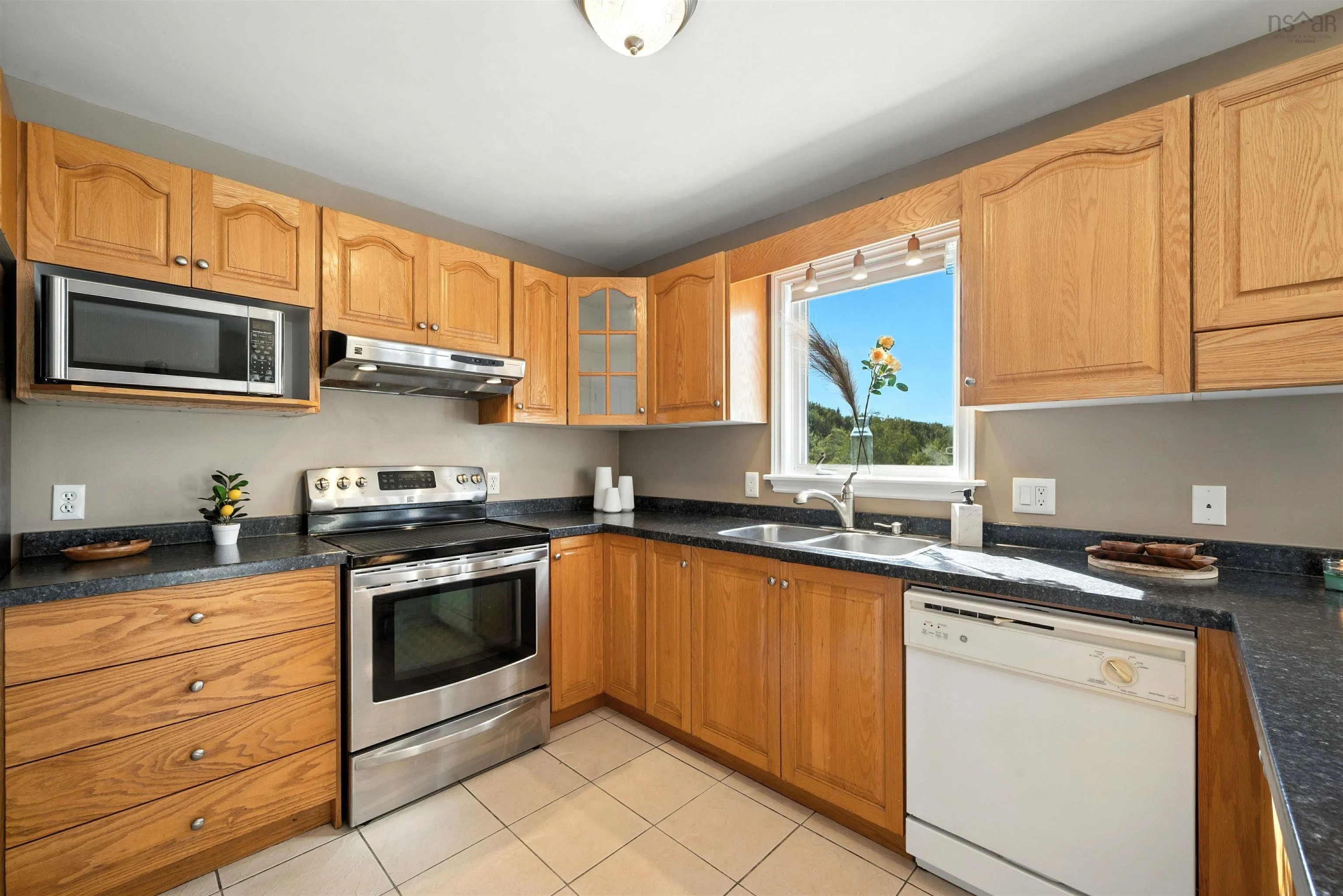 426 Sheppards Run, Beechville, NS B3T 2G7, 4 Bedrooms Bedrooms, ,3 BathroomsBathrooms,Residential,For Sale,Sheppards,202521372