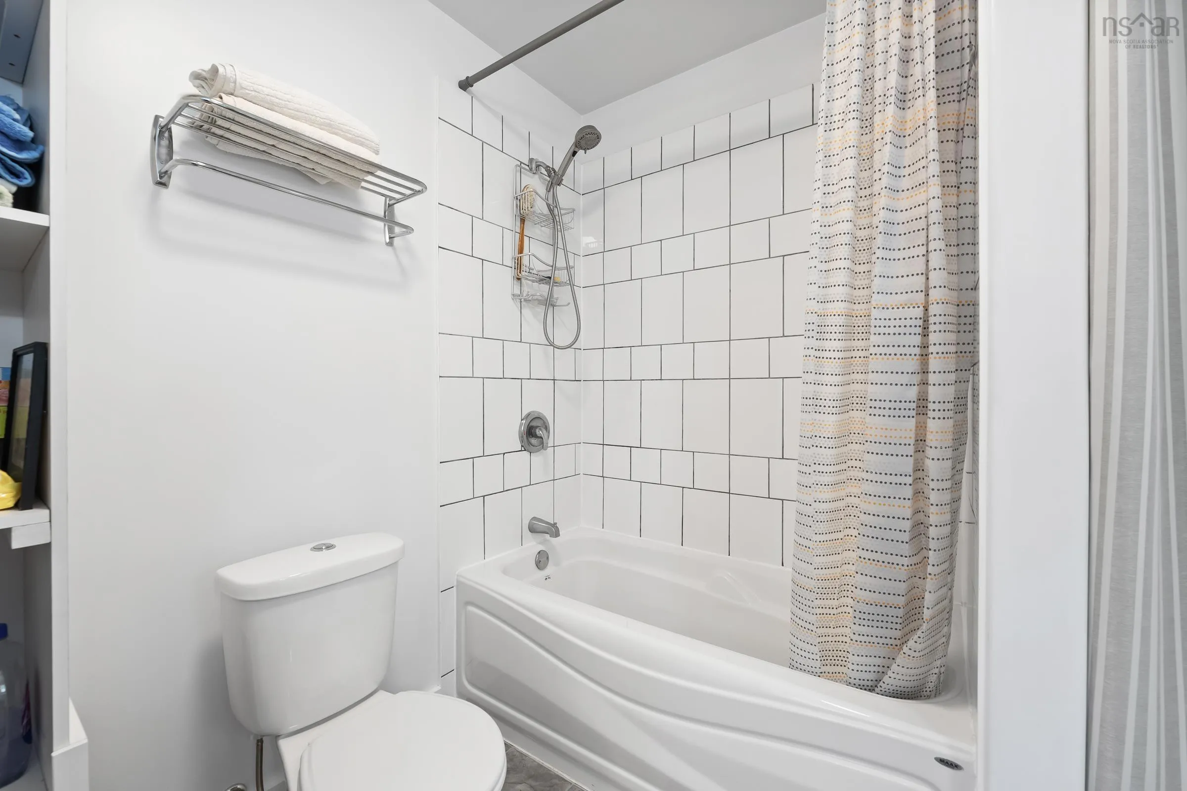 646 Russia Road, Black Rock, NS B0P 1V0, 2 Bedrooms Bedrooms, ,1 BathroomBathrooms,Residential,For Sale,Russia,202523015