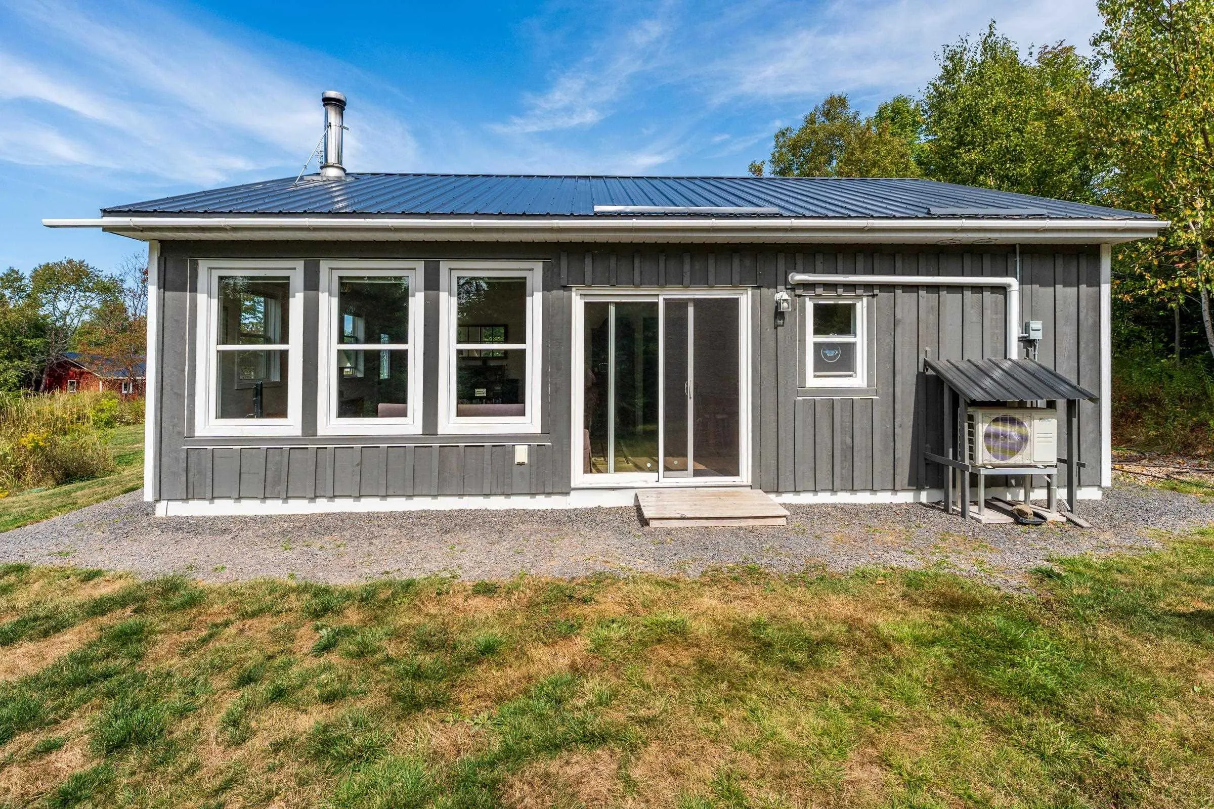 646 Russia Road, Black Rock, NS B0P 1V0, 2 Bedrooms Bedrooms, ,1 BathroomBathrooms,Residential,For Sale,Russia,202523015