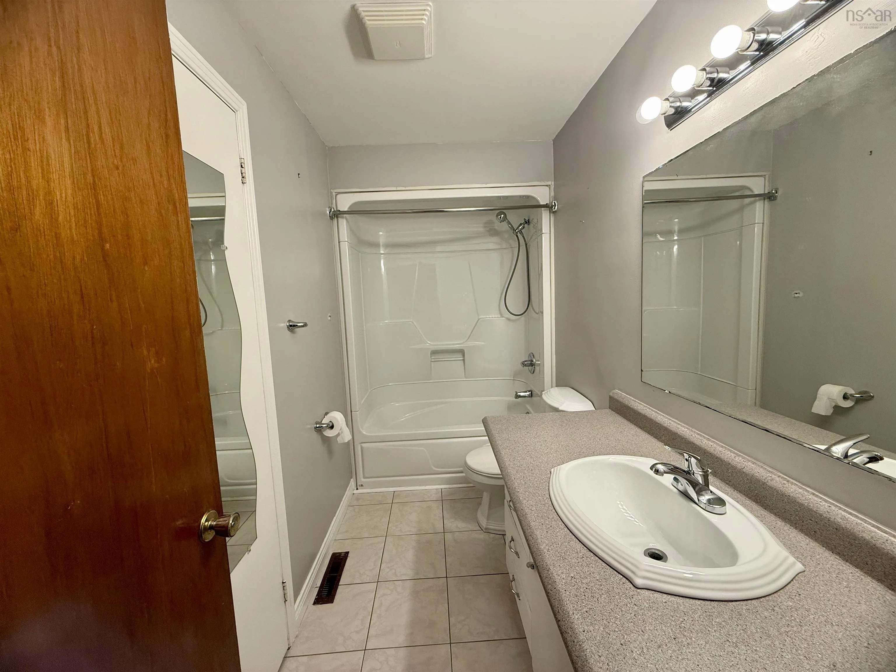 111 Skyridge Avenue, Lower Sackville, NS B4C 1R5, 4 Bedrooms Bedrooms, ,2 BathroomsBathrooms,Residential,For Sale,Skyridge,202523560
