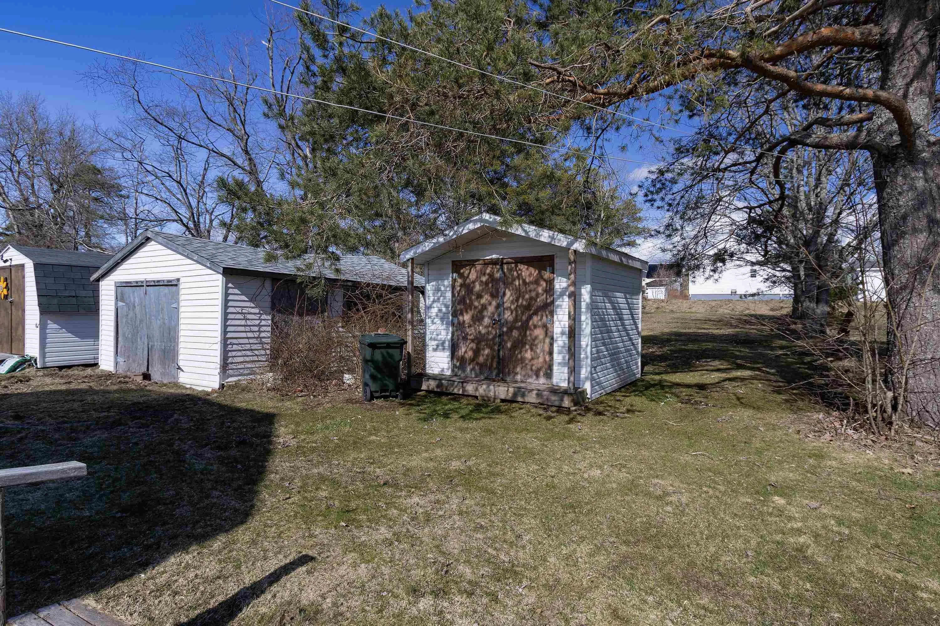 90 Mcfarlane Street, Springhill, NS B0M 1X0, 3 Bedrooms Bedrooms, ,2 BathroomsBathrooms,Residential,For Sale,Mcfarlane,202520034