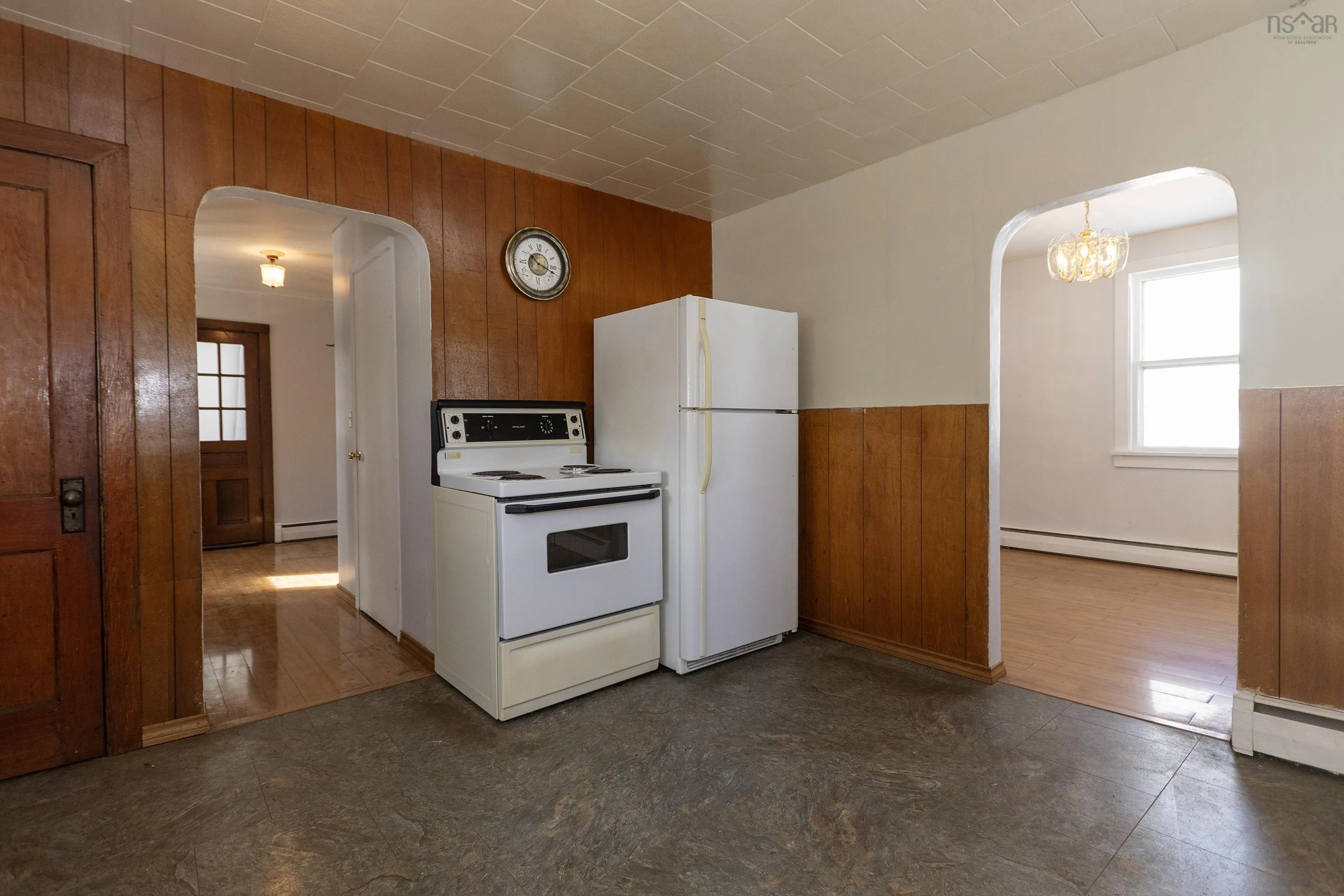 90 Mcfarlane Street, Springhill, NS B0M 1X0, 3 Bedrooms Bedrooms, ,2 BathroomsBathrooms,Residential,For Sale,Mcfarlane,202520034