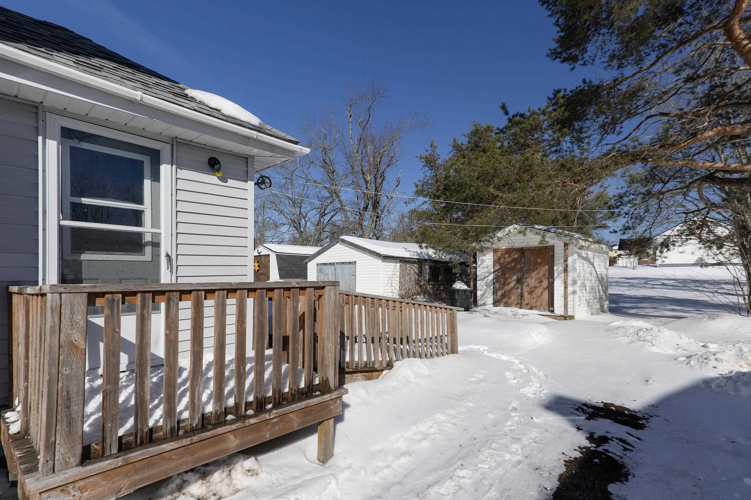 90 Mcfarlane Street, Springhill, NS B0M 1X0, 3 Bedrooms Bedrooms, ,2 BathroomsBathrooms,Residential,For Sale,Mcfarlane,202520034