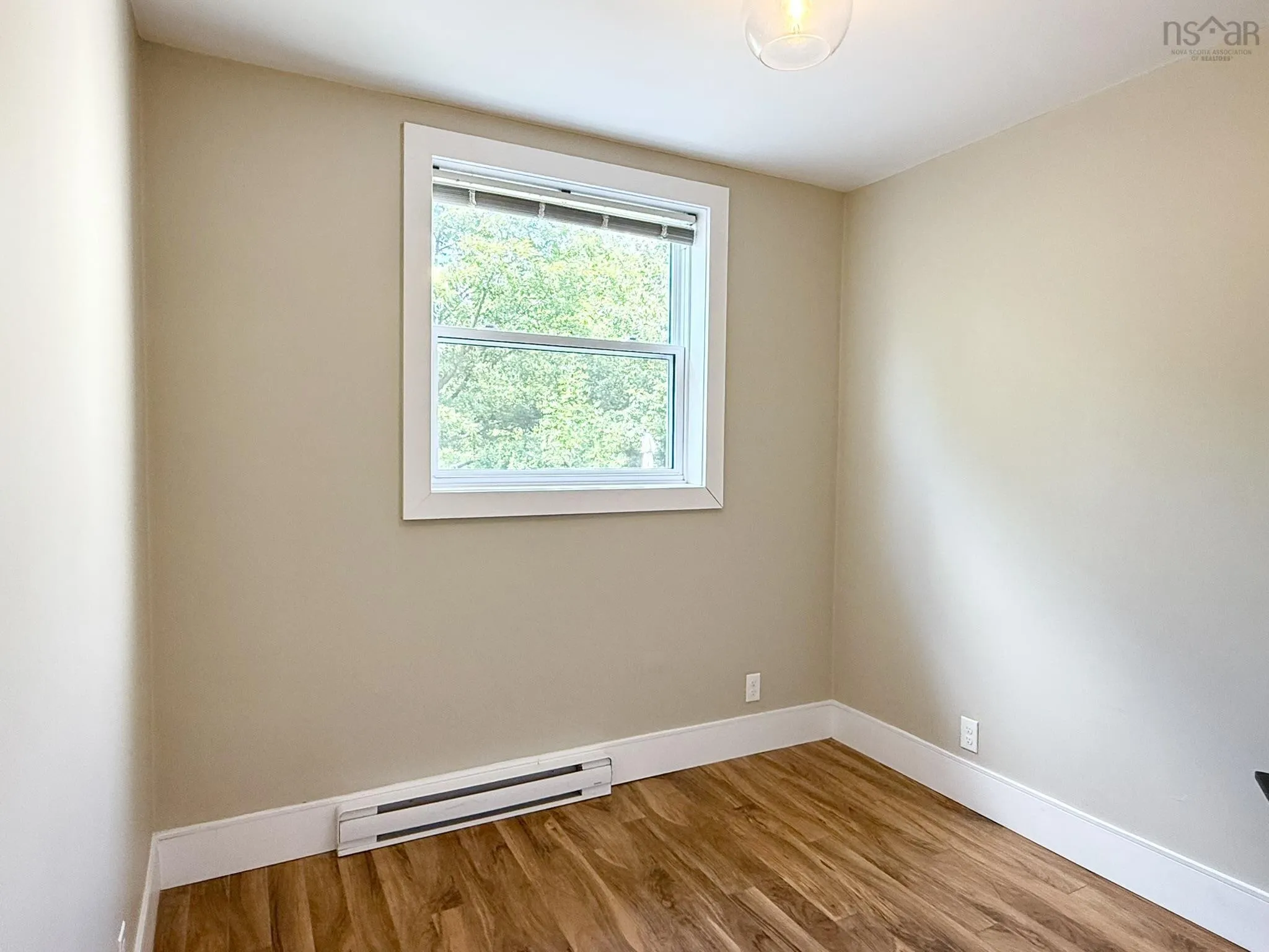 249 Portland Street, Dartmouth, NS B2Y 1J8, 5 Bedrooms Bedrooms, ,3 BathroomsBathrooms,Residential,For Sale,Portland,202518523