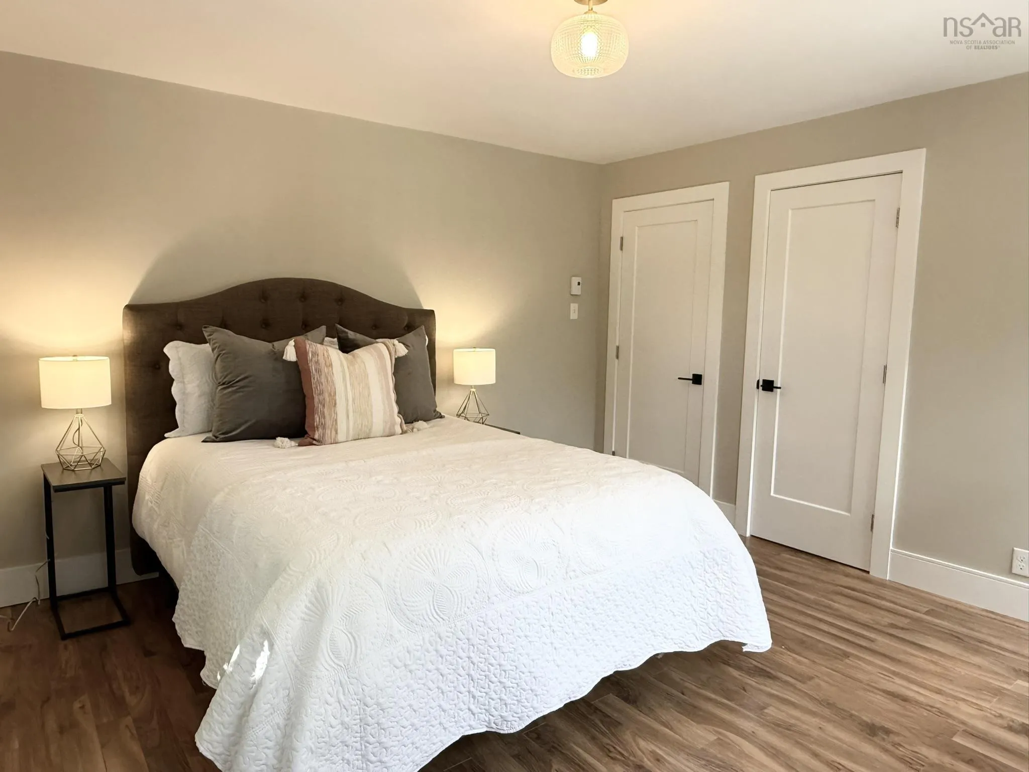 249 Portland Street, Dartmouth, NS B2Y 1J8, 5 Bedrooms Bedrooms, ,3 BathroomsBathrooms,Residential,For Sale,Portland,202518523