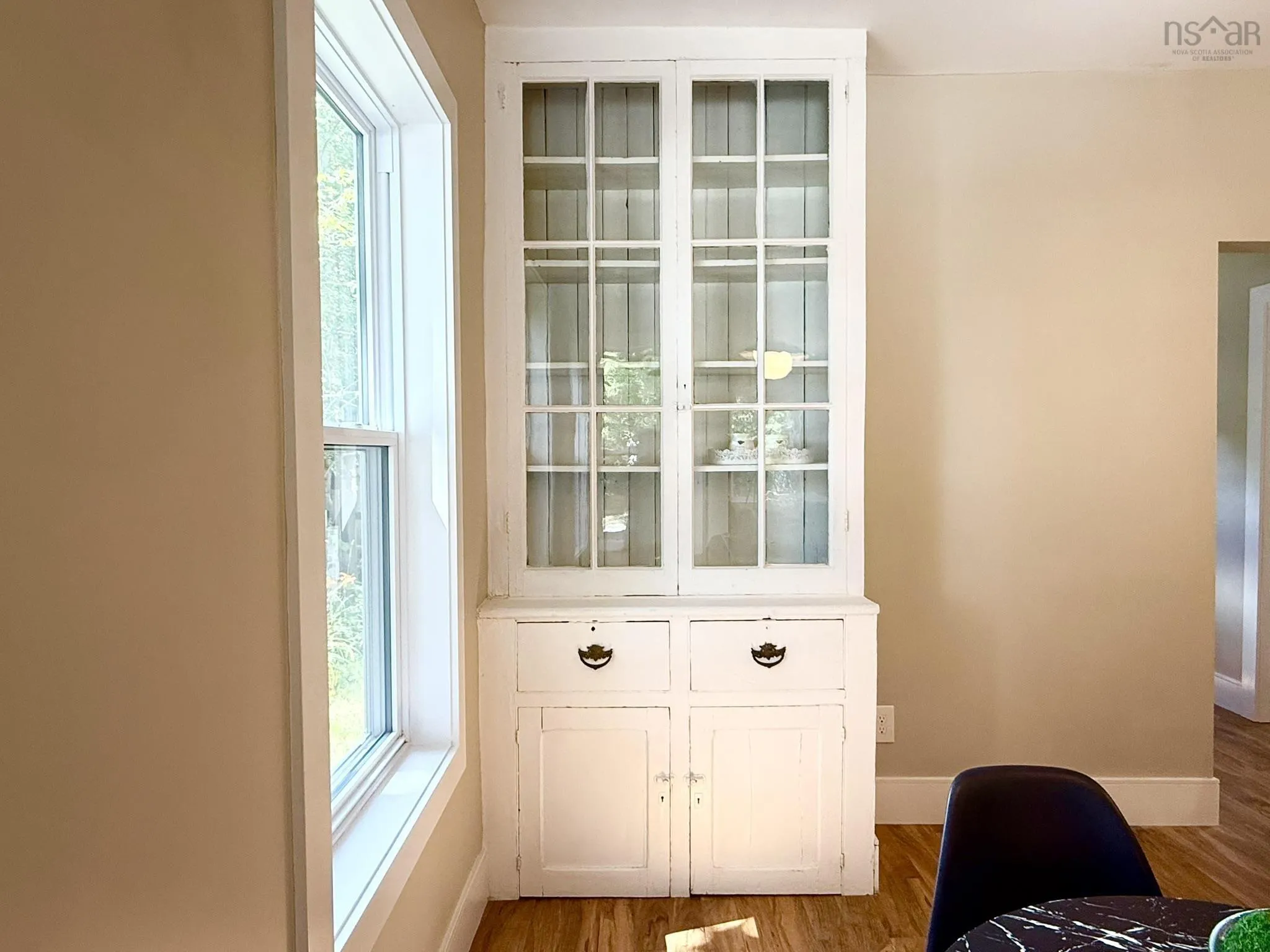 249 Portland Street, Dartmouth, NS B2Y 1J8, 5 Bedrooms Bedrooms, ,3 BathroomsBathrooms,Residential,For Sale,Portland,202518523