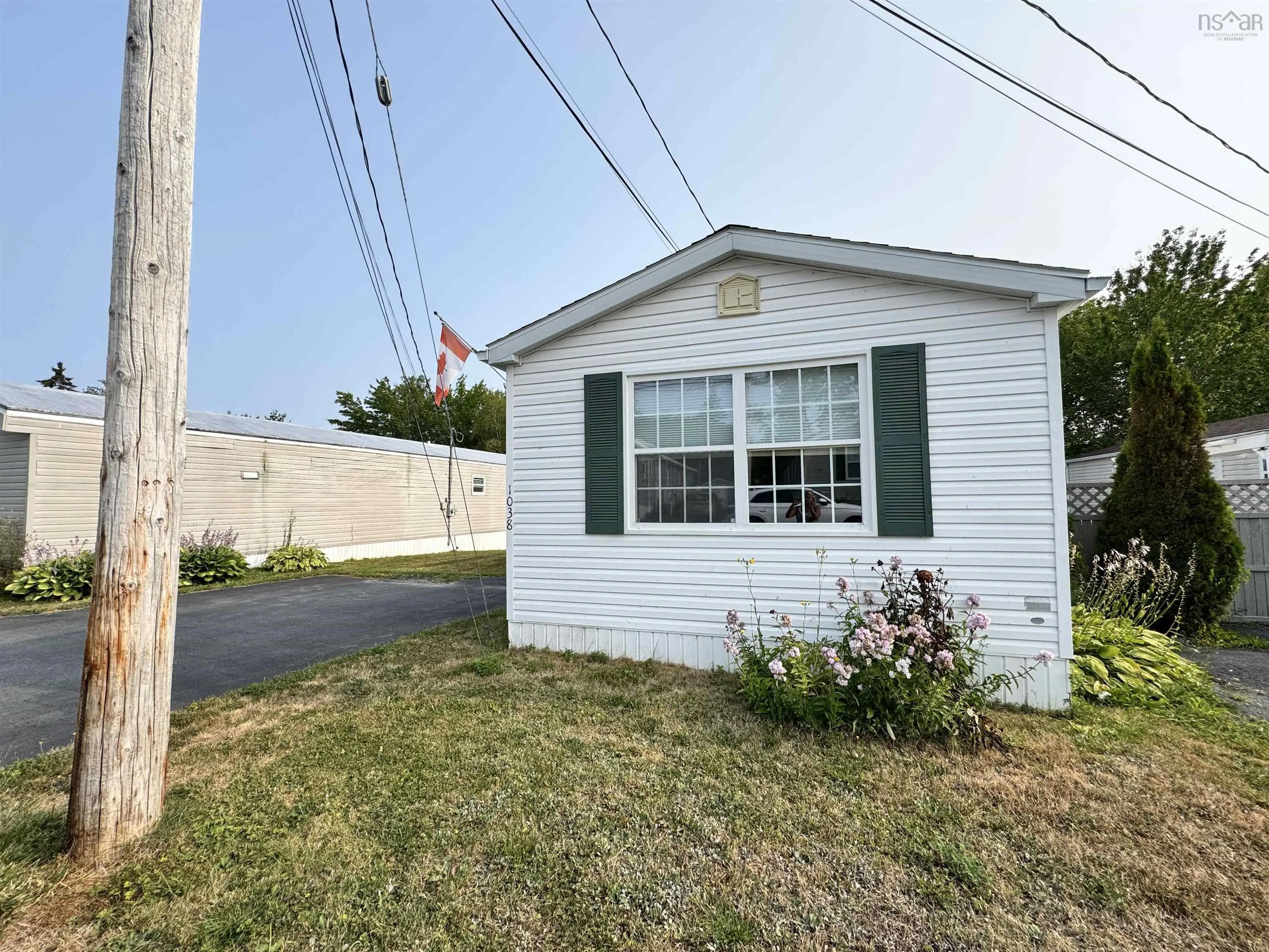 1038 Bustin Avenue, Beaver Bank, NS B4E 1K9, 3 Bedrooms Bedrooms, ,1 BathroomBathrooms,Residential,For Sale,Bustin,202520070