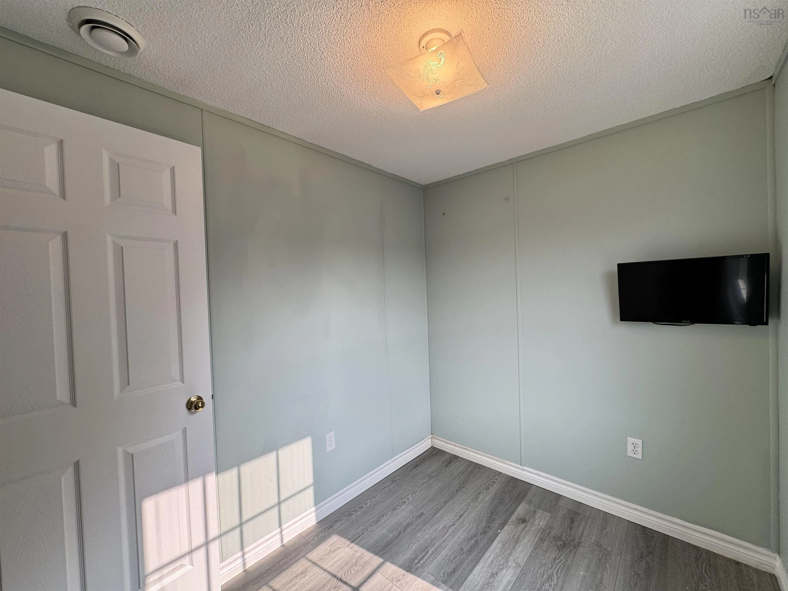 1038 Bustin Avenue, Beaver Bank, NS B4E 1K9, 3 Bedrooms Bedrooms, ,1 BathroomBathrooms,Residential,For Sale,Bustin,202520070