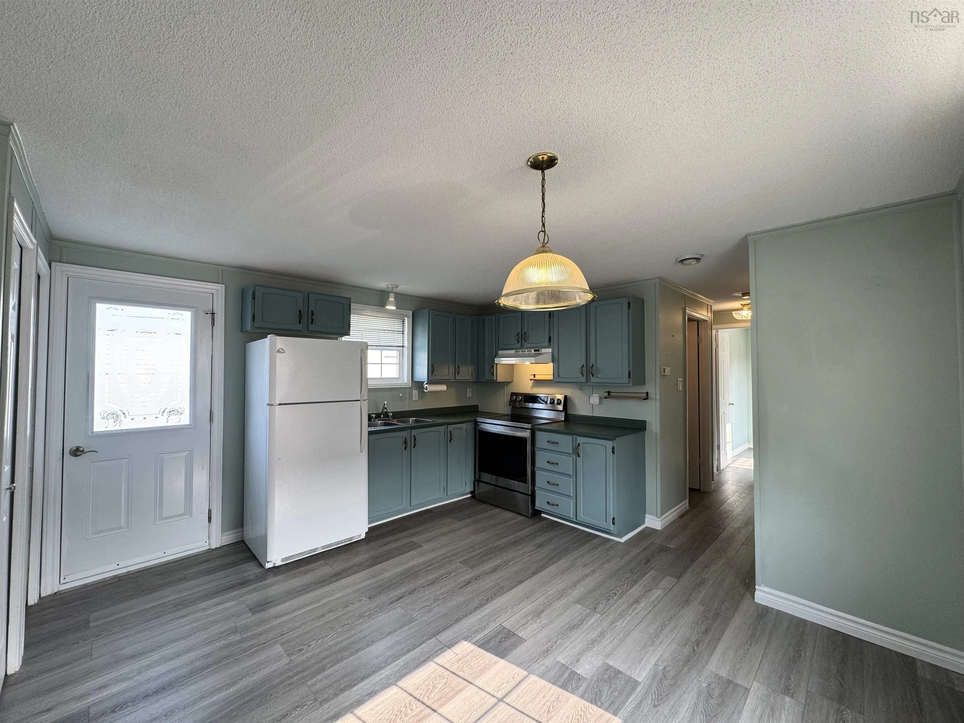 1038 Bustin Avenue, Beaver Bank, NS B4E 1K9, 3 Bedrooms Bedrooms, ,1 BathroomBathrooms,Residential,For Sale,Bustin,202520070