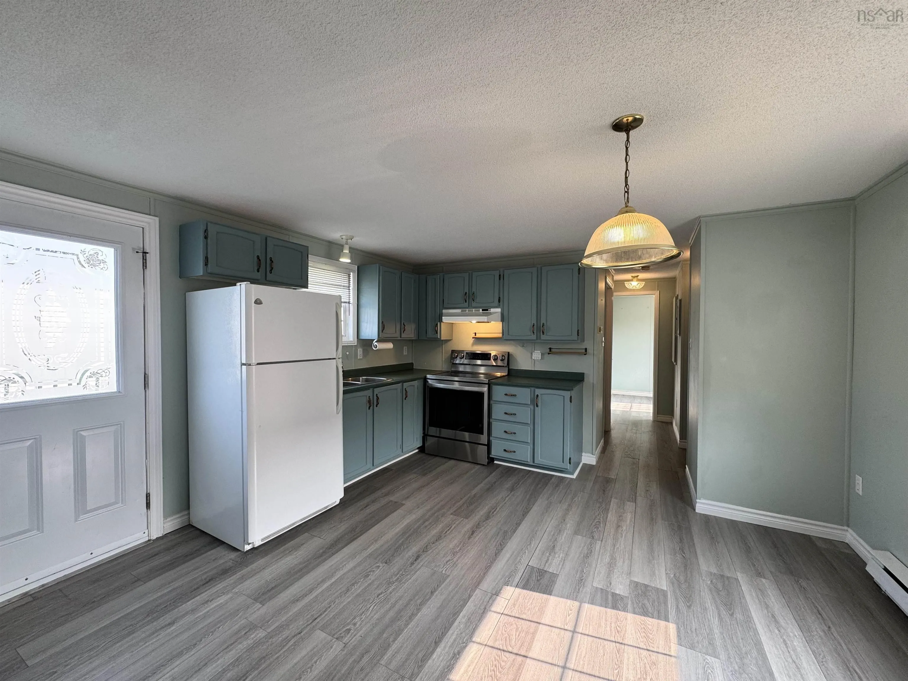 1038 Bustin Avenue, Beaver Bank, NS B4E 1K9, 3 Bedrooms Bedrooms, ,1 BathroomBathrooms,Residential,For Sale,Bustin,202520070