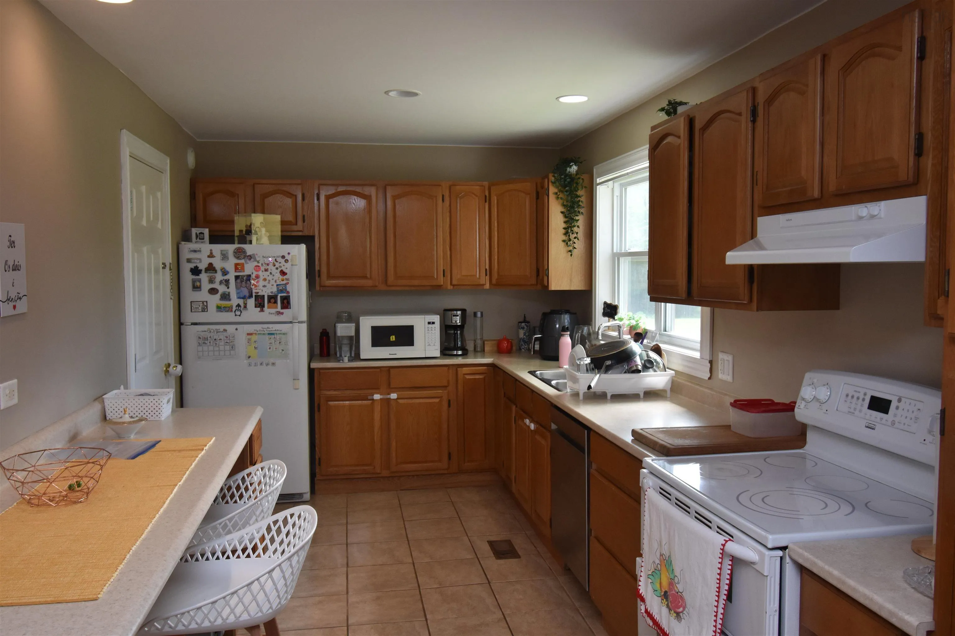 25 Cook Street, Truro, NS B2N 2E4, 4 Bedrooms Bedrooms, ,3 BathroomsBathrooms,Residential,For Sale,Cook,202519040