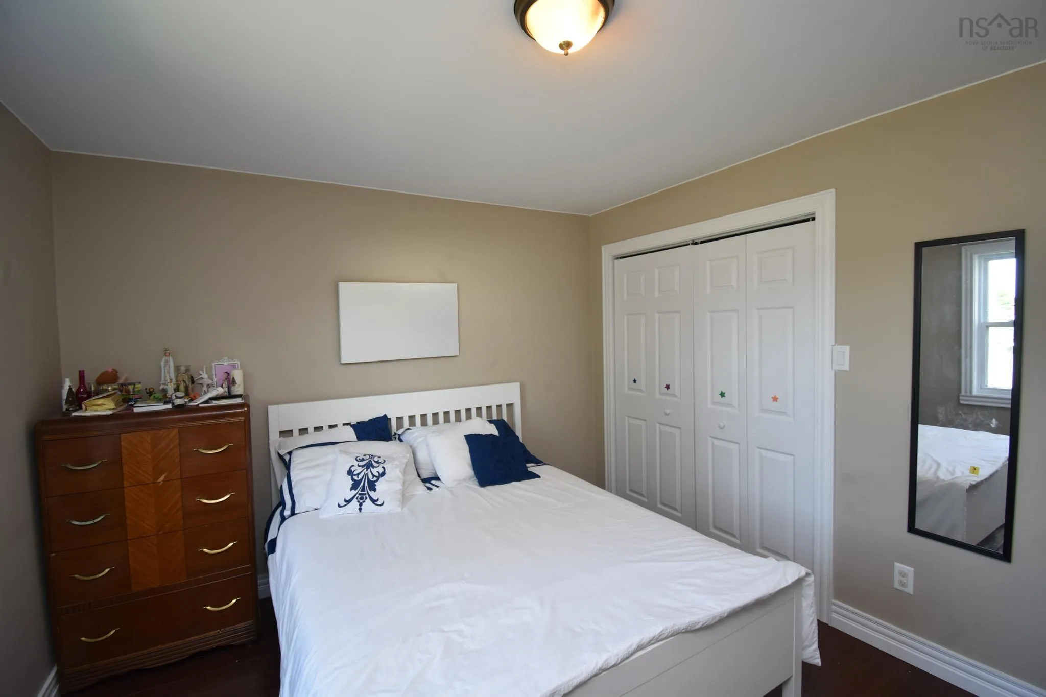 25 Cook Street, Truro, NS B2N 2E4, 4 Bedrooms Bedrooms, ,3 BathroomsBathrooms,Residential,For Sale,Cook,202519040