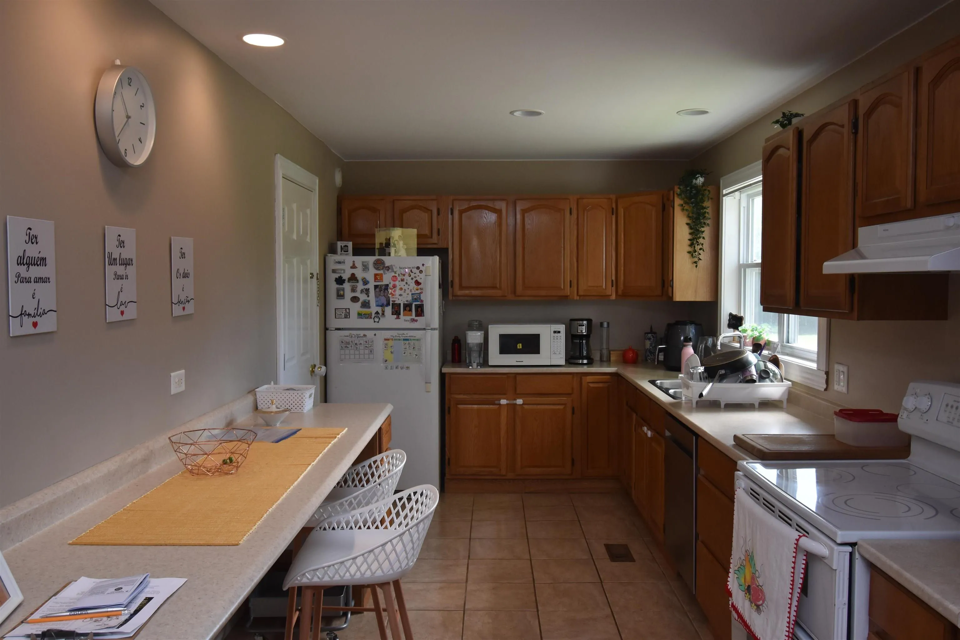 25 Cook Street, Truro, NS B2N 2E4, 4 Bedrooms Bedrooms, ,3 BathroomsBathrooms,Residential,For Sale,Cook,202519040
