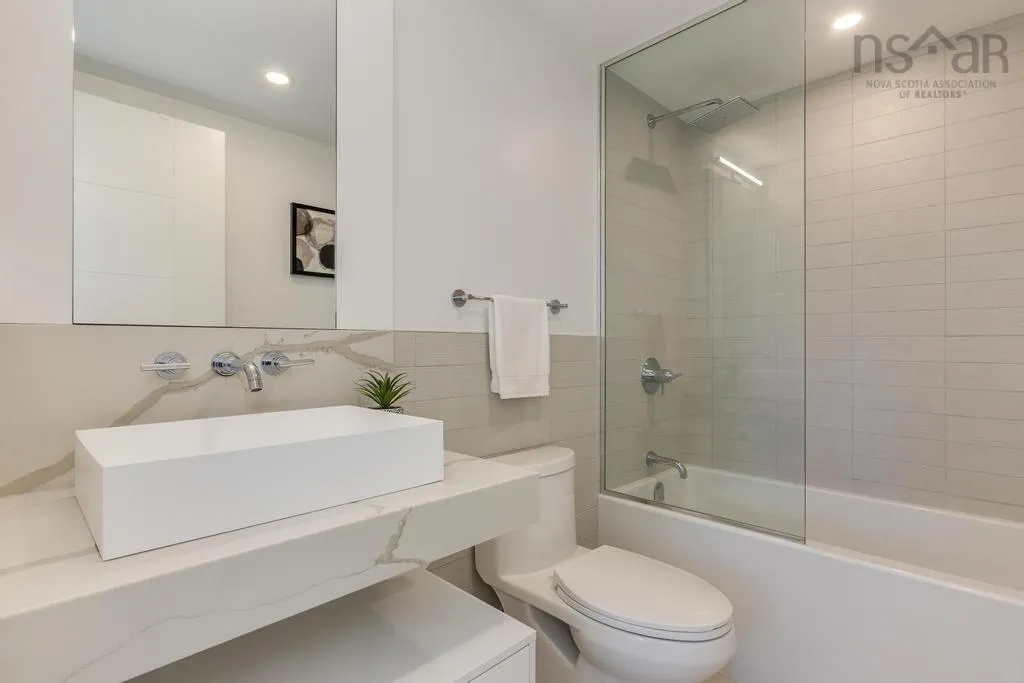 1903-1650 Granville Street, Halifax, NS B3J 0E1, 2 Bedrooms Bedrooms, ,3 BathroomsBathrooms,Residential,For Sale,Granville,202520067