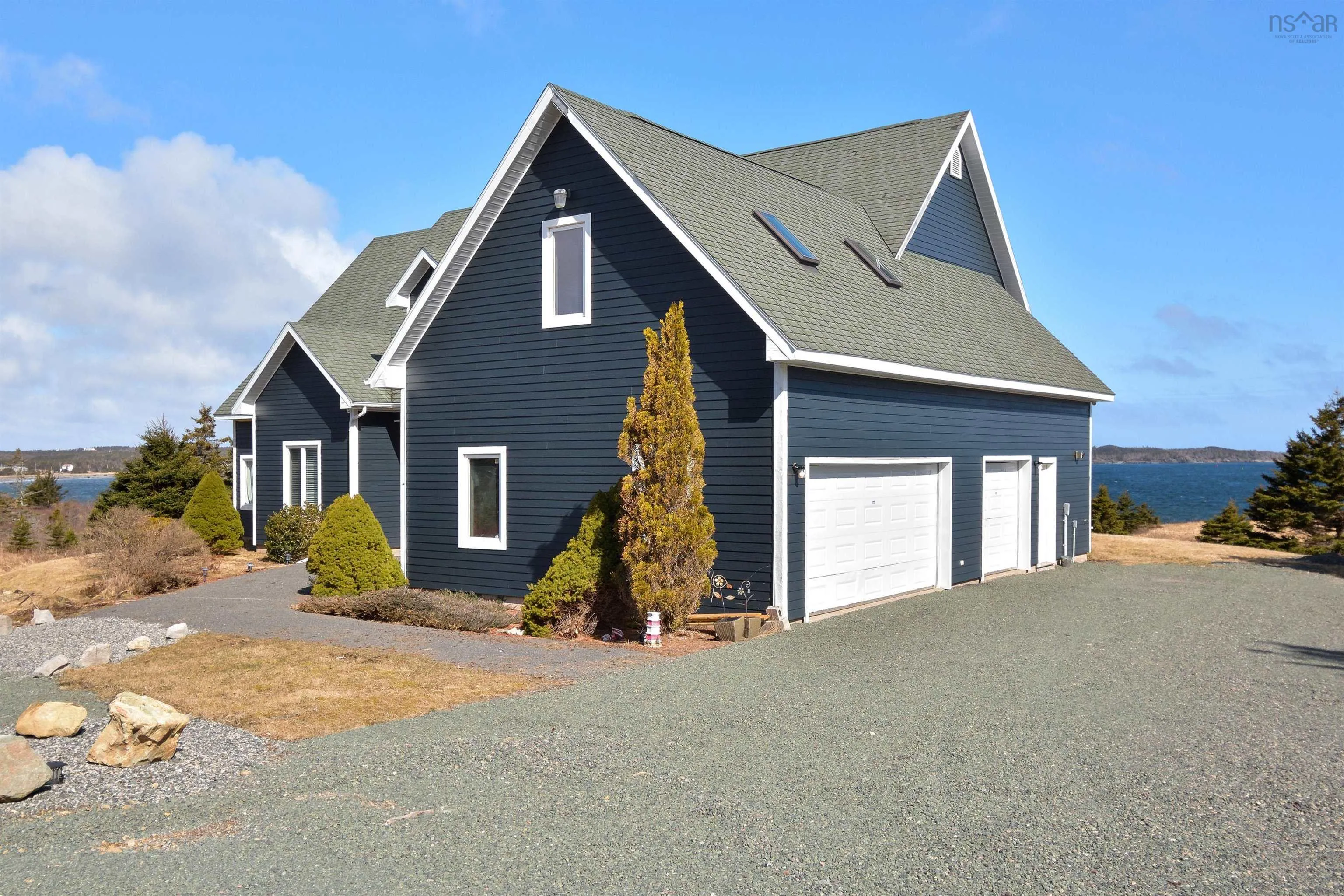 2408 Louisbourg Main A Dieu Road, Main-à-dieu Ns B1c 1y9, 5 Bedrooms Bedrooms, ,3 BathroomsBathrooms,Residential,For Sale,Louisbourg Main A Dieu,202406372