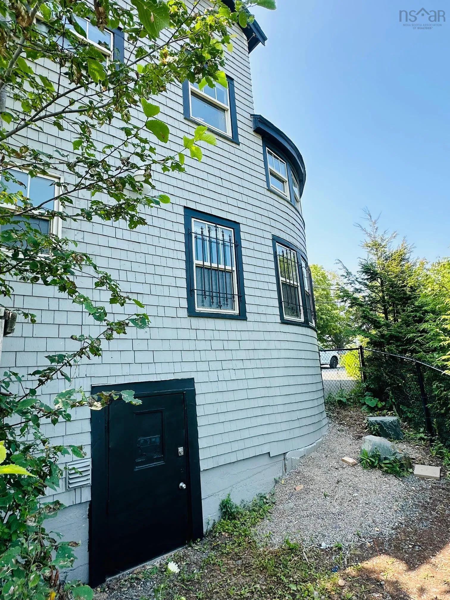 170 Ochterloney Street, Dartmouth Ns B2y 1e1, 5 Bedrooms Bedrooms, ,2 BathroomsBathrooms,Residential,For Sale,Ochterloney,202323318
