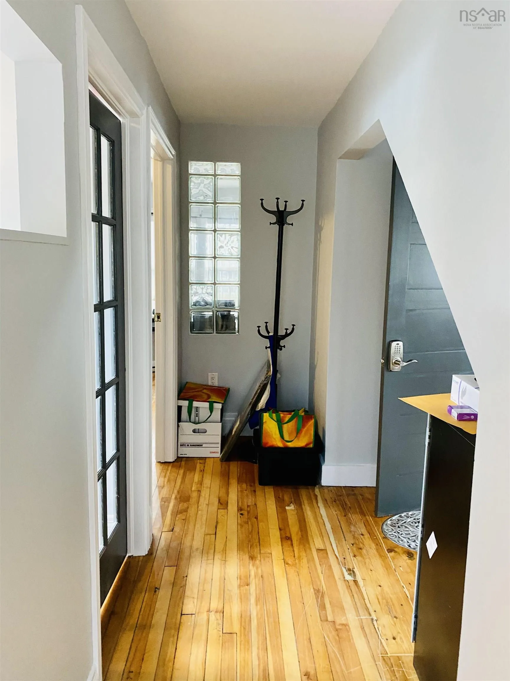 170 Ochterloney Street, Dartmouth Ns B2y 1e1, 5 Bedrooms Bedrooms, ,2 BathroomsBathrooms,Residential,For Sale,Ochterloney,202323318