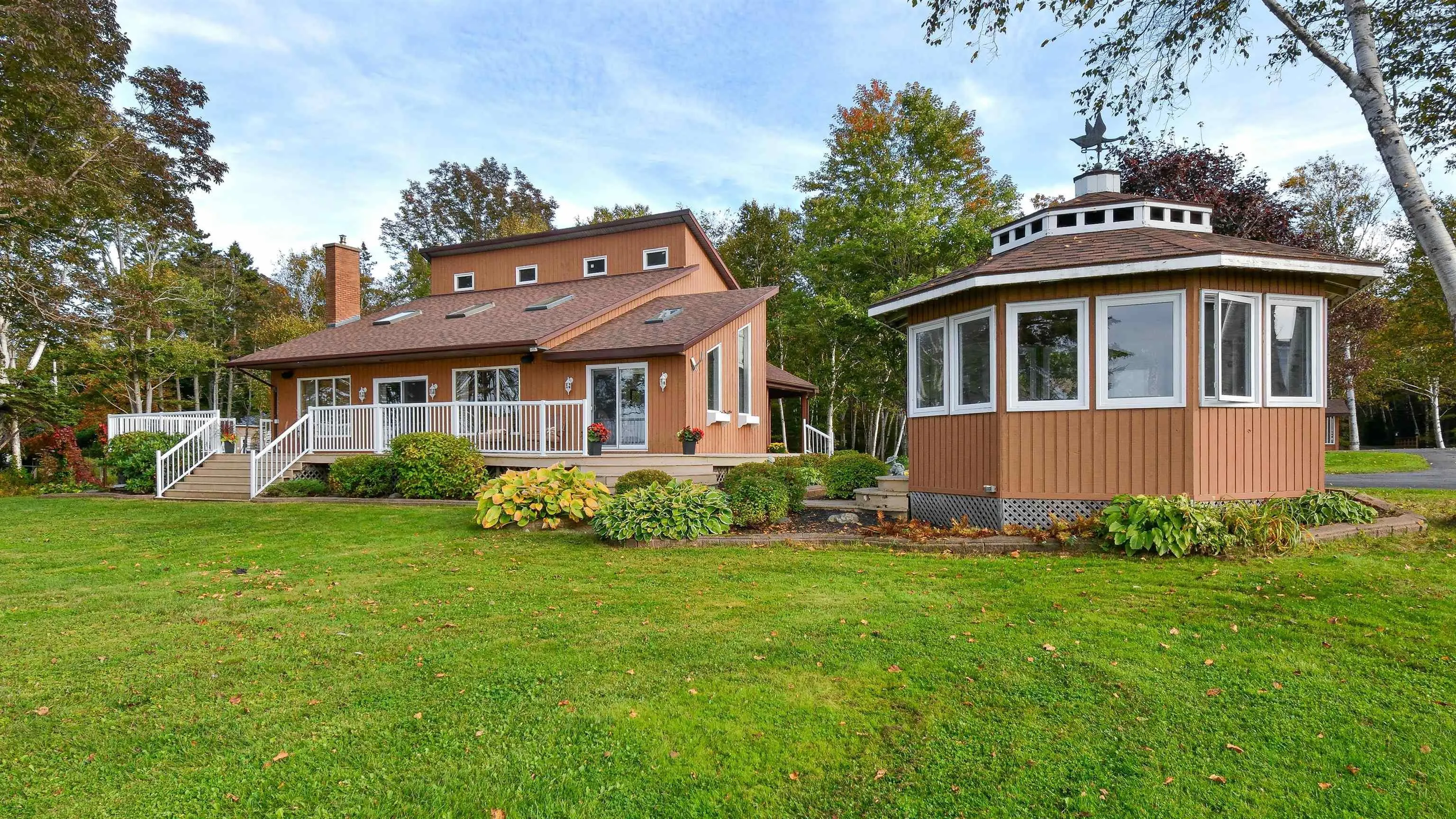 8816 East Bay Highway, Middle Cape Ns B1j 2a1, 6 Bedrooms Bedrooms, ,3 BathroomsBathrooms,Residential,For Sale,East Bay,202508832