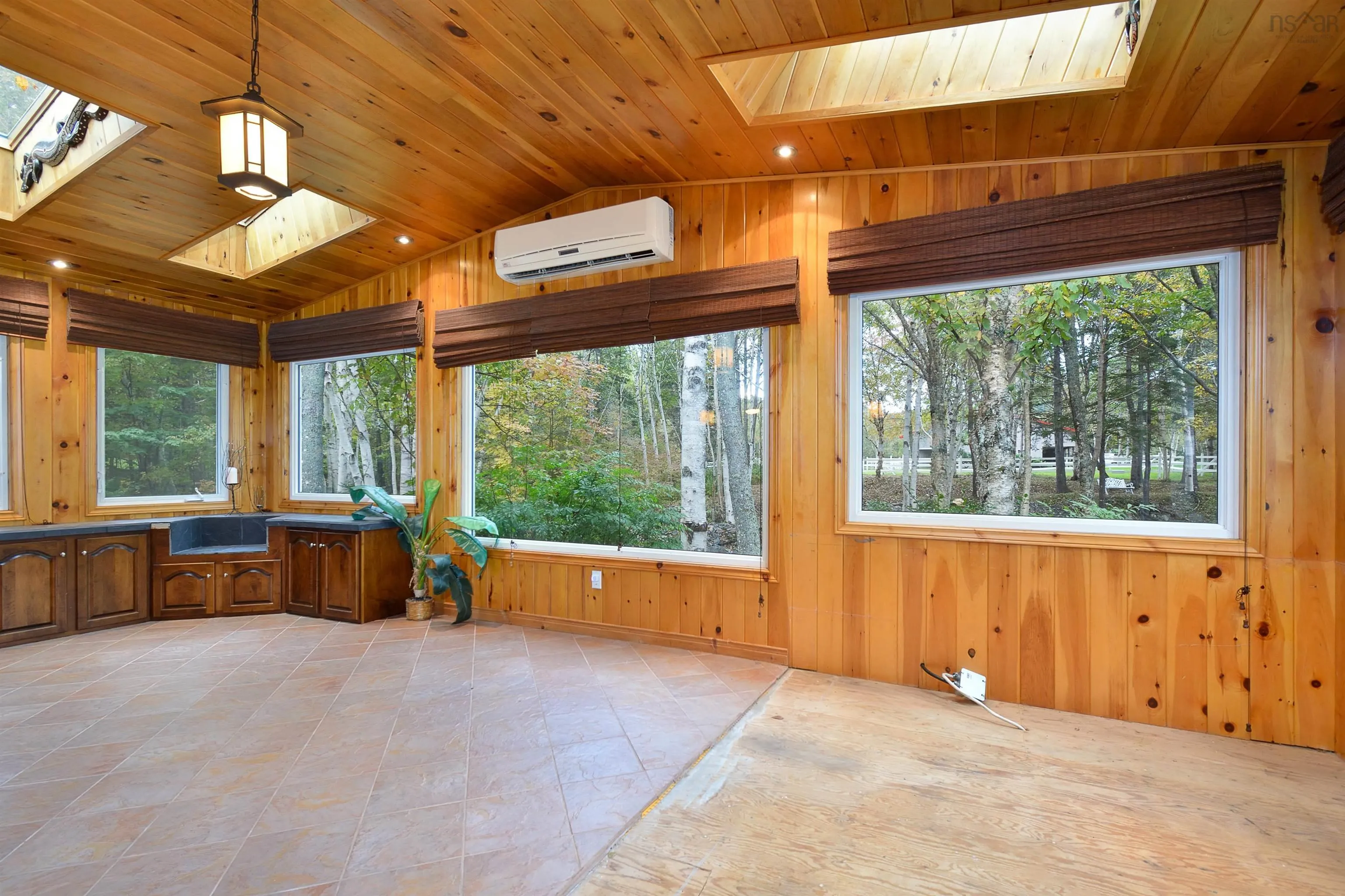 8816 East Bay Highway, Middle Cape Ns B1j 2a1, 6 Bedrooms Bedrooms, ,3 BathroomsBathrooms,Residential,For Sale,East Bay,202508832