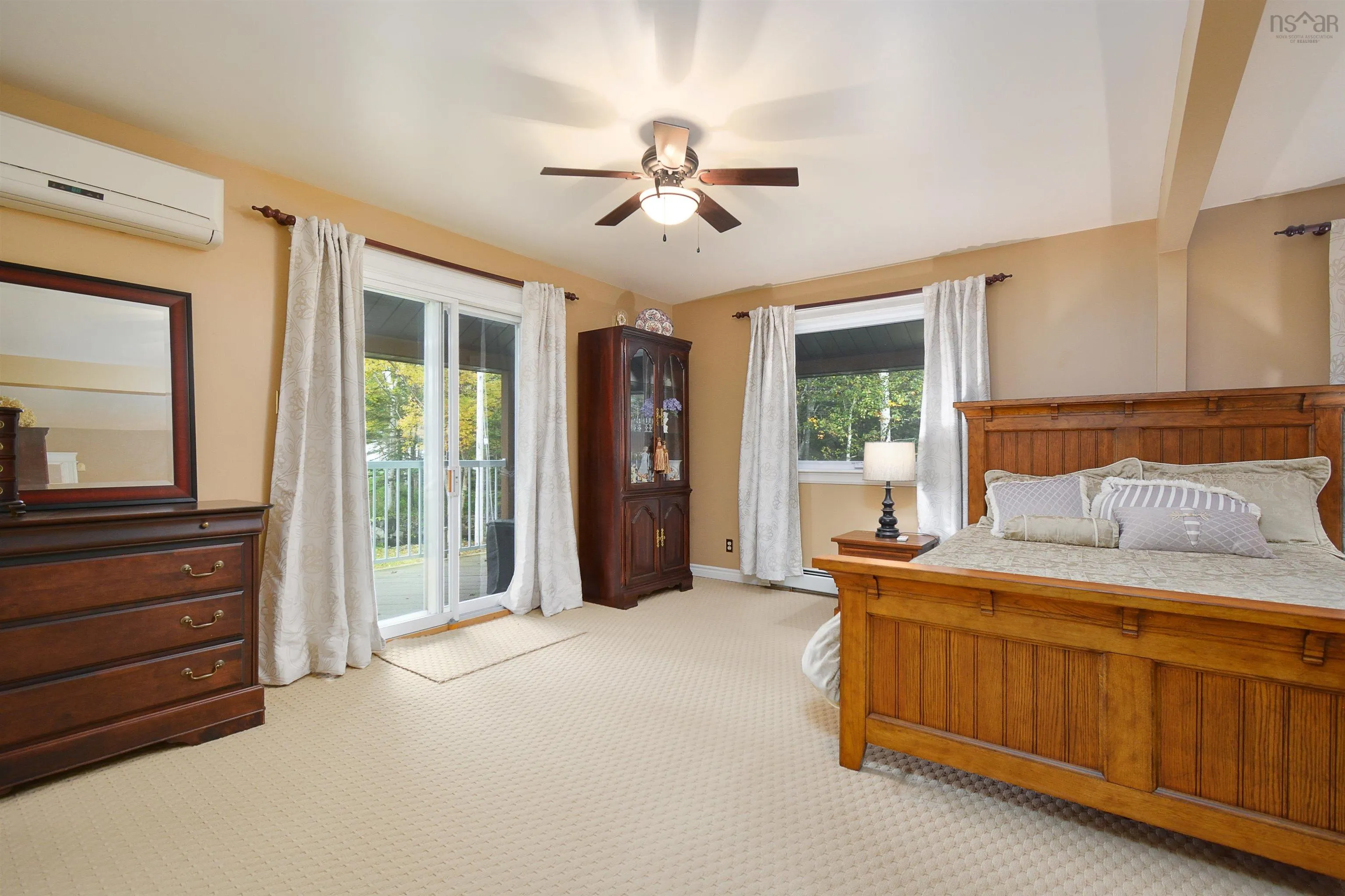8816 East Bay Highway, Middle Cape Ns B1j 2a1, 6 Bedrooms Bedrooms, ,3 BathroomsBathrooms,Residential,For Sale,East Bay,202508832
