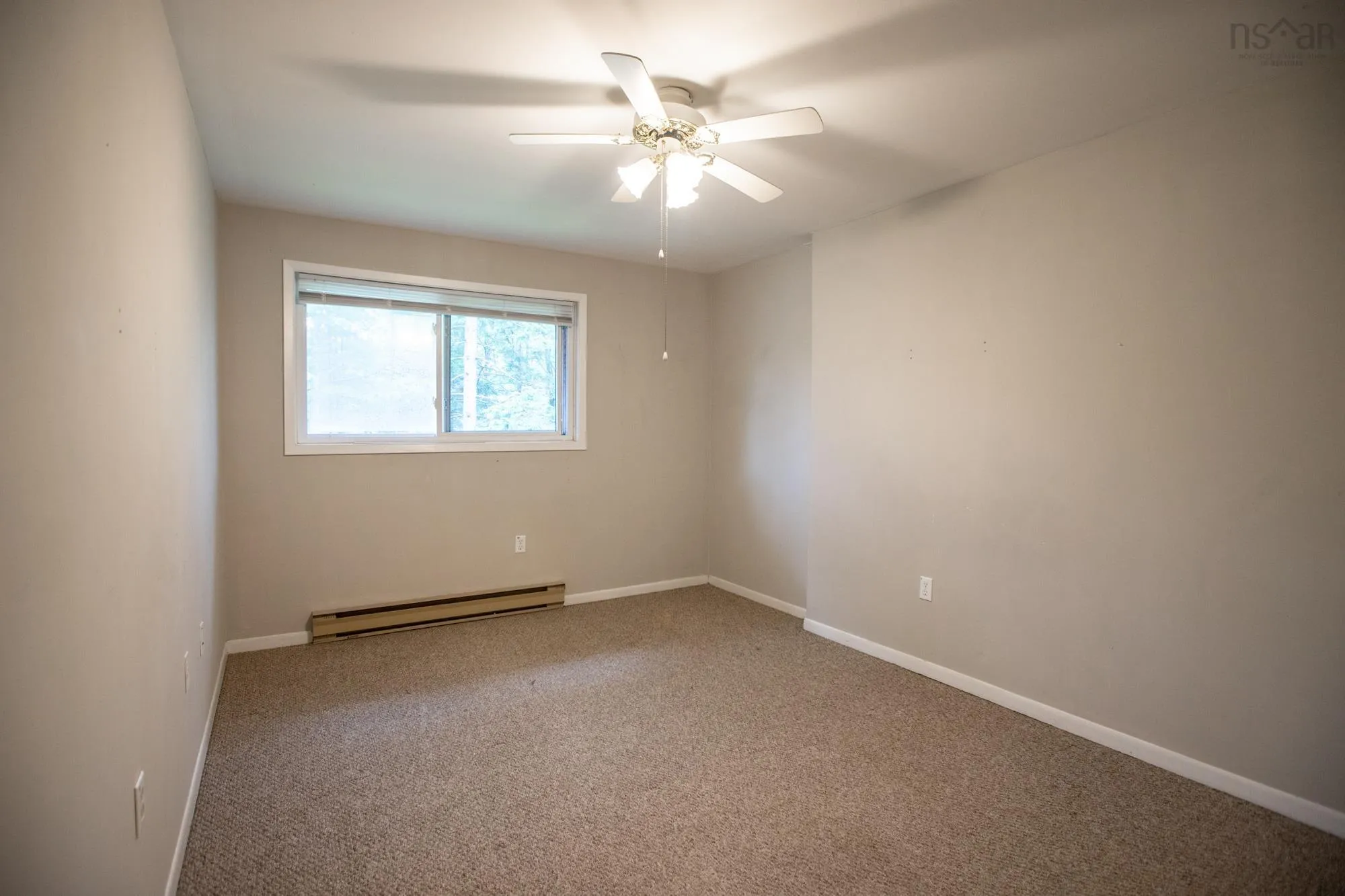 4 Stoney Brook Court, Clayton Park, NS B3M 3L1, 3 Bedrooms Bedrooms, ,2 BathroomsBathrooms,Residential,For Sale,Stoney Brook,202523249