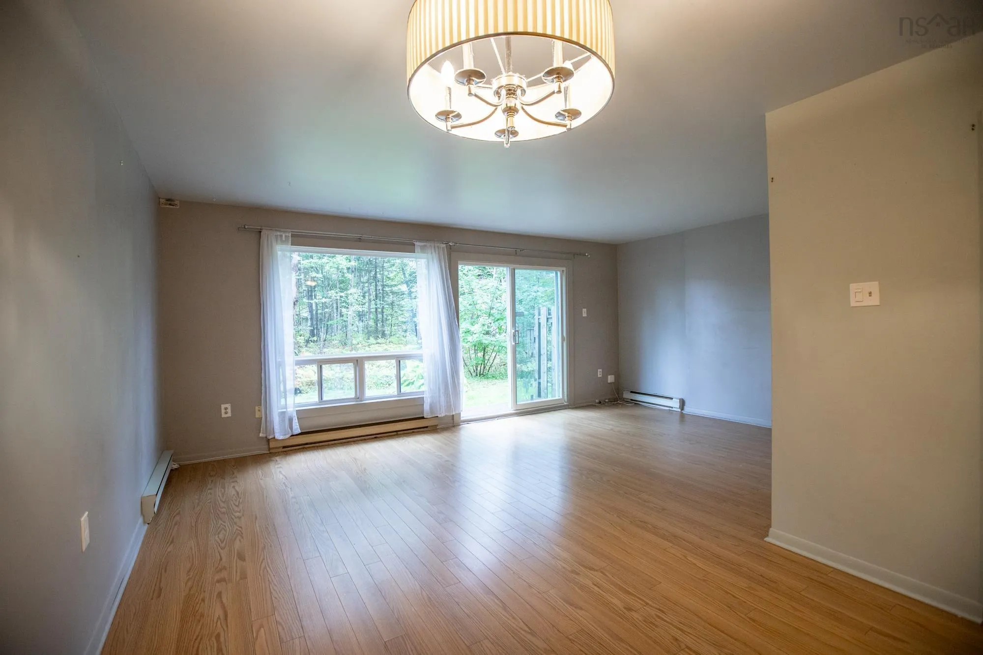 4 Stoney Brook Court, Clayton Park, NS B3M 3L1, 3 Bedrooms Bedrooms, ,2 BathroomsBathrooms,Residential,For Sale,Stoney Brook,202523249
