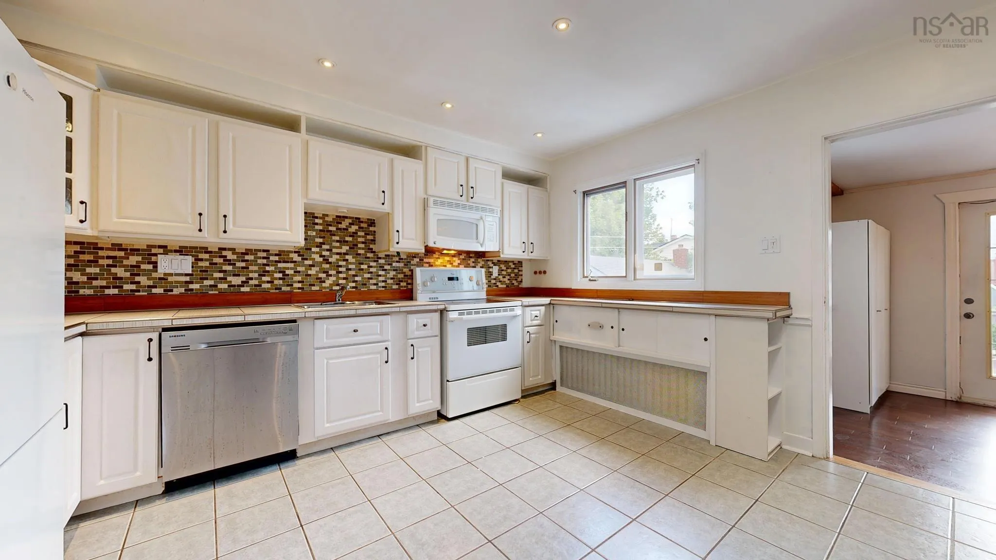 3681 High Street, Halifax Peninsula, NS B3K 4Y8, 3 Bedrooms Bedrooms, ,Residential Income,For Sale,High,202512141