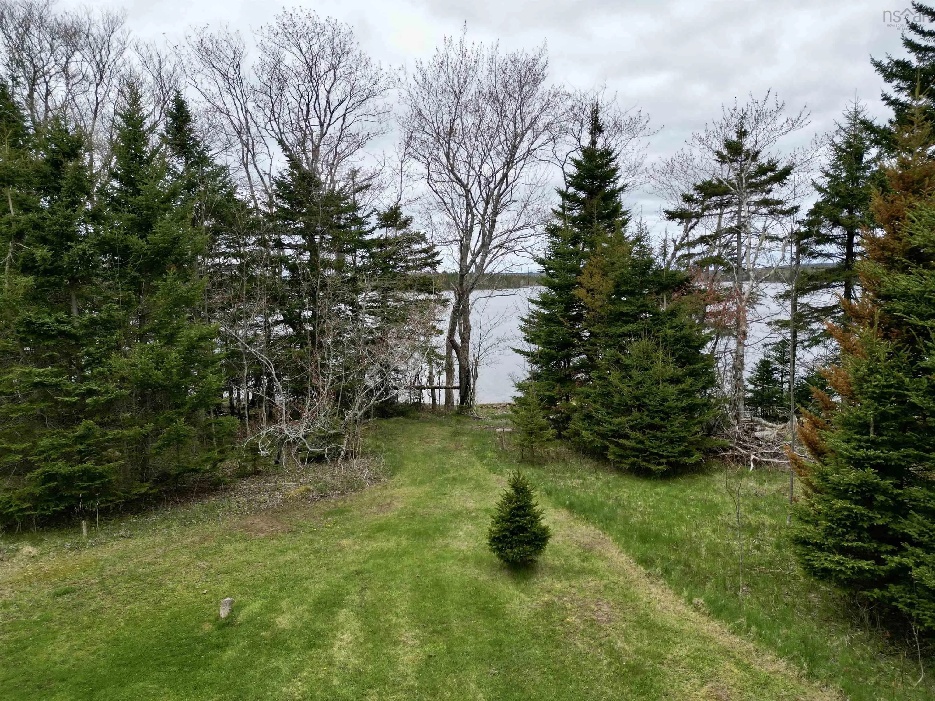 3463 Loch Lomond Rd., Loch Lomond, NS B2E 1C5, 4 Bedrooms Bedrooms, ,1 BathroomBathrooms,Residential,For Sale,Loch Lomond Rd.,202522301