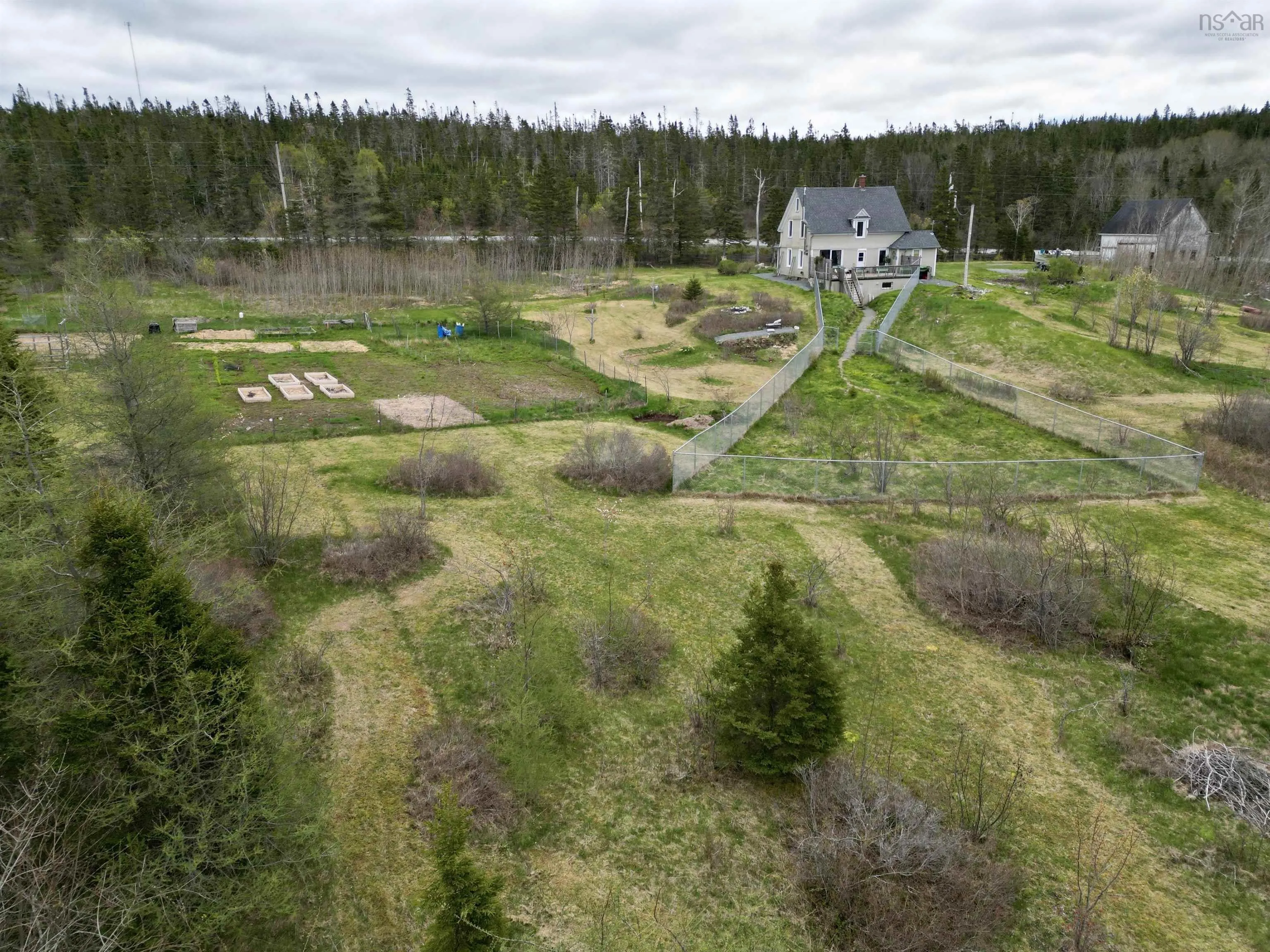 3463 Loch Lomond Rd., Loch Lomond, NS B2E 1C5, 4 Bedrooms Bedrooms, ,1 BathroomBathrooms,Residential,For Sale,Loch Lomond Rd.,202522301