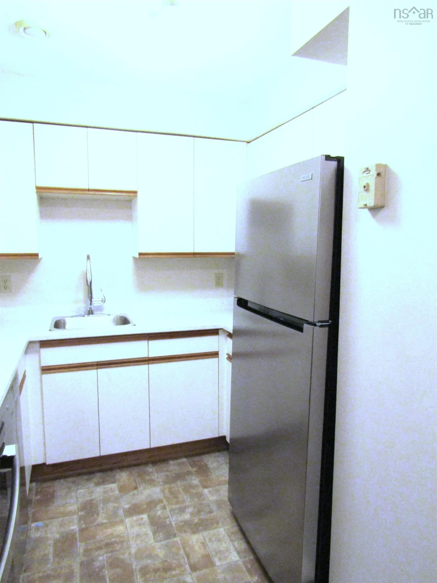 13-5 Rose Way, Dartmouth, NS B2Y 4L9, 1 Bedroom Bedrooms, ,1 BathroomBathrooms,Residential,For Sale,Rose,202517772
