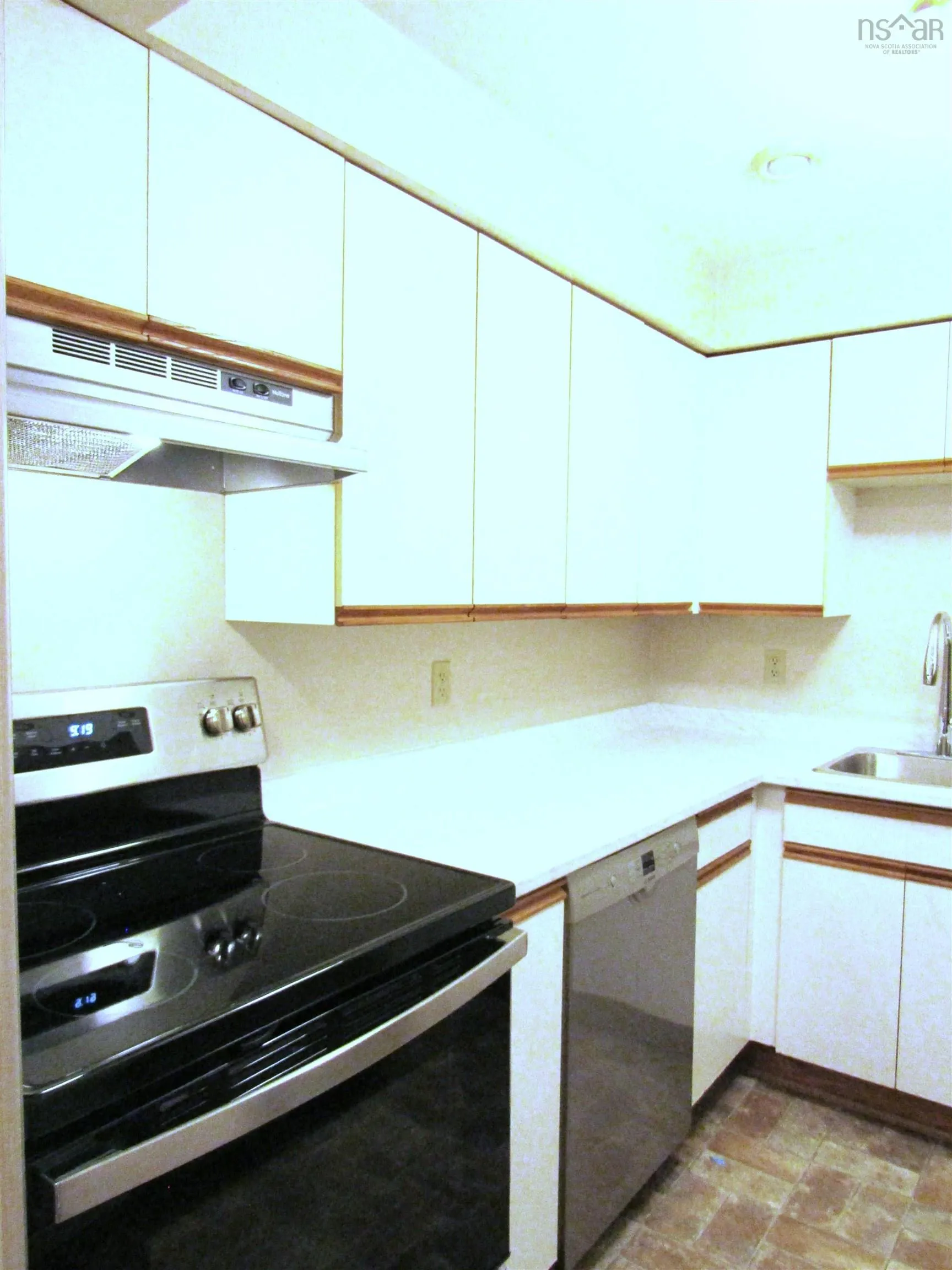 13-5 Rose Way, Dartmouth, NS B2Y 4L9, 1 Bedroom Bedrooms, ,1 BathroomBathrooms,Residential,For Sale,Rose,202517772