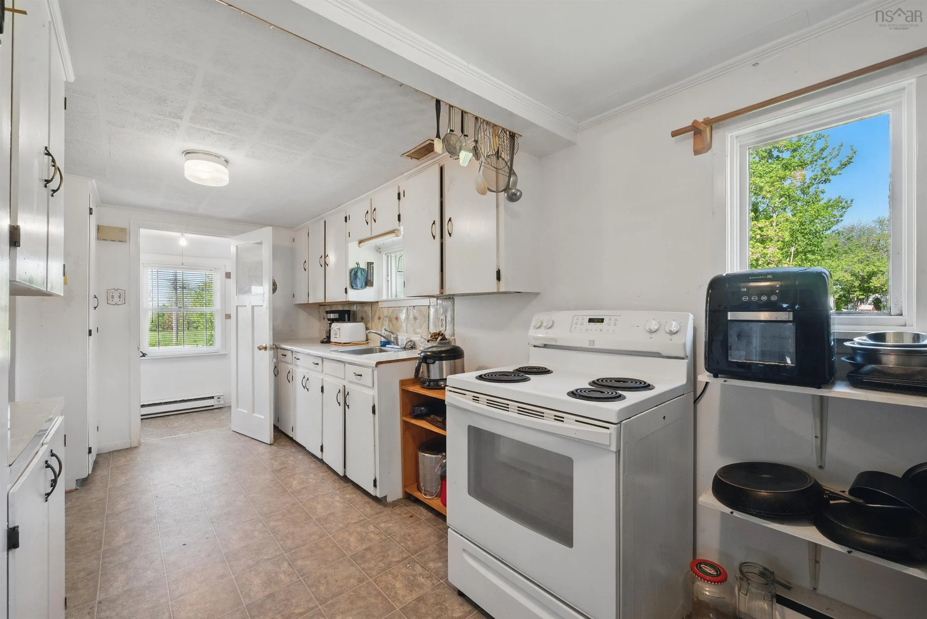 3264 Highway 215, Centre Burlington, NS B0N 2A0, 2 Bedrooms Bedrooms, ,1 BathroomBathrooms,Residential,For Sale,Highway 215,202513408