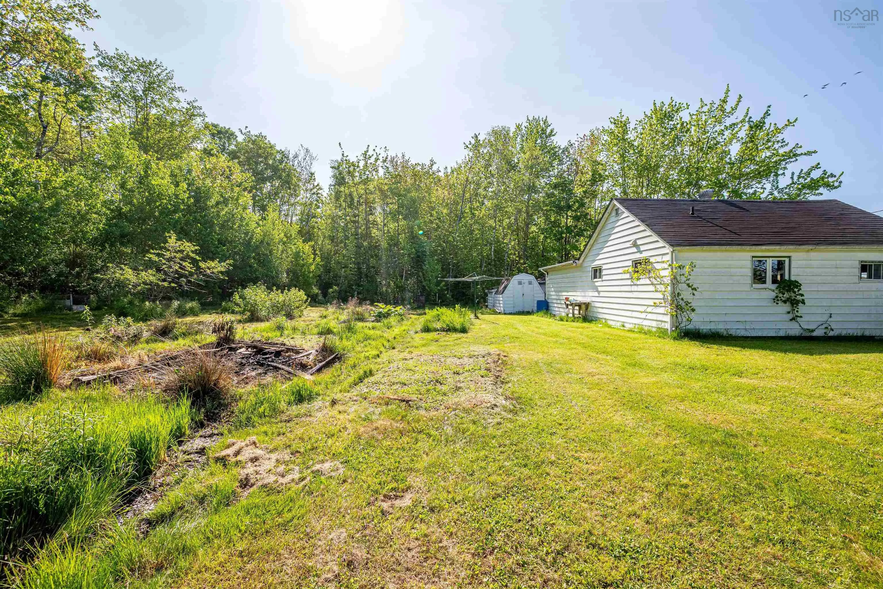 3264 Highway 215, Centre Burlington, NS B0N 2A0, 2 Bedrooms Bedrooms, ,1 BathroomBathrooms,Residential,For Sale,Highway 215,202513408