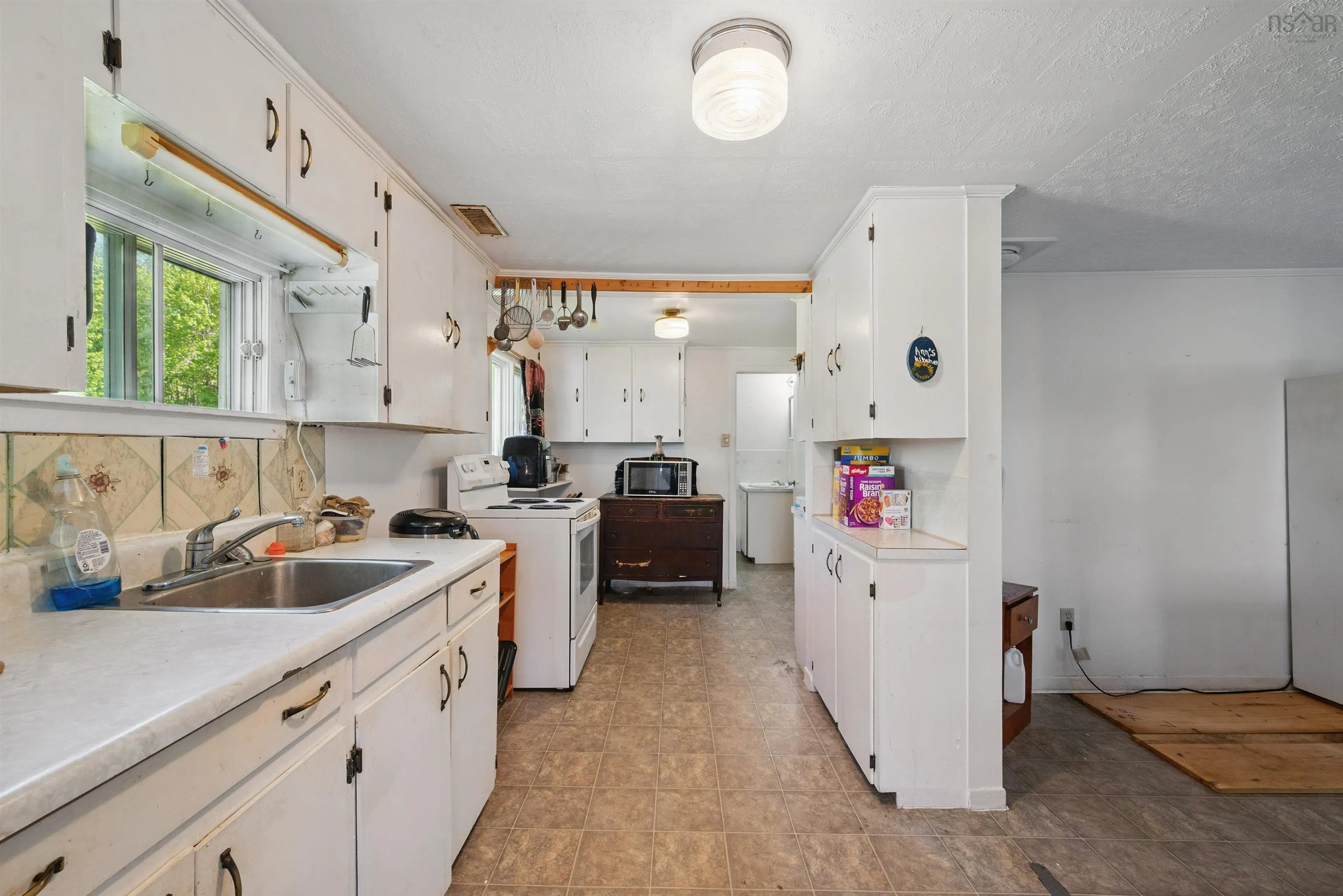 3264 Highway 215, Centre Burlington, NS B0N 2A0, 2 Bedrooms Bedrooms, ,1 BathroomBathrooms,Residential,For Sale,Highway 215,202513408