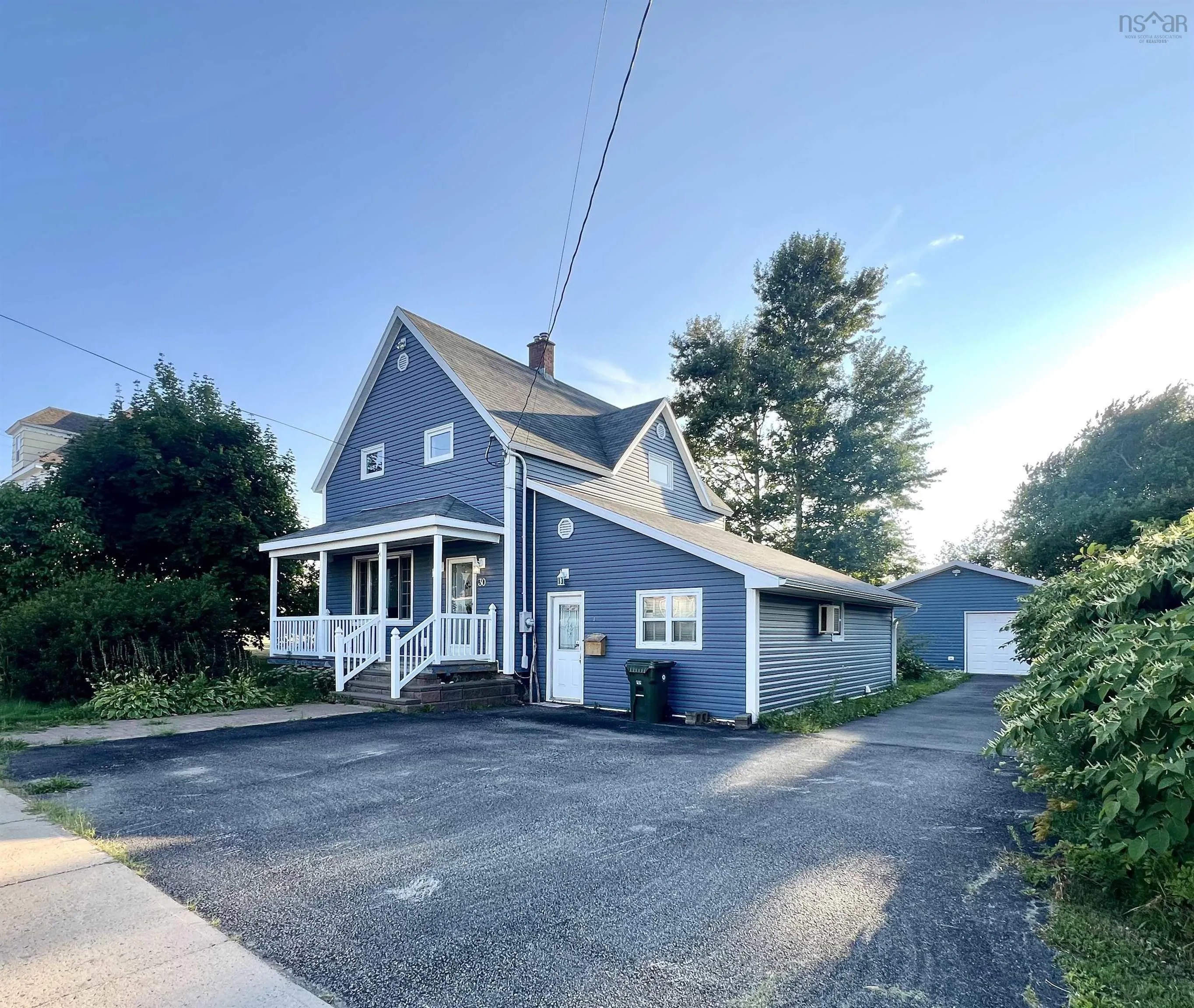 30 Fraser Avenue, Sydney Mines, NS B1V 2B7, 3 Bedrooms Bedrooms, ,2 BathroomsBathrooms,Residential,For Sale,Fraser,202522554
