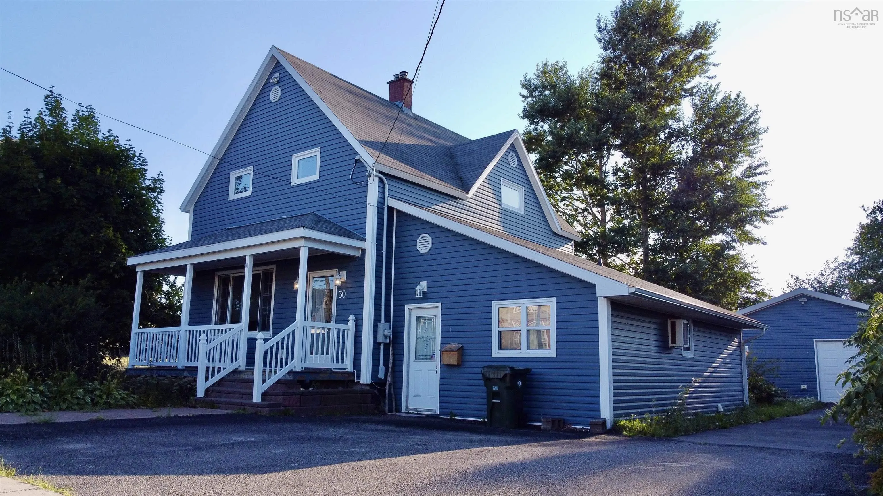 30 Fraser Avenue, Sydney Mines, NS B1V 2B7, 3 Bedrooms Bedrooms, ,2 BathroomsBathrooms,Residential,For Sale,Fraser,202522554