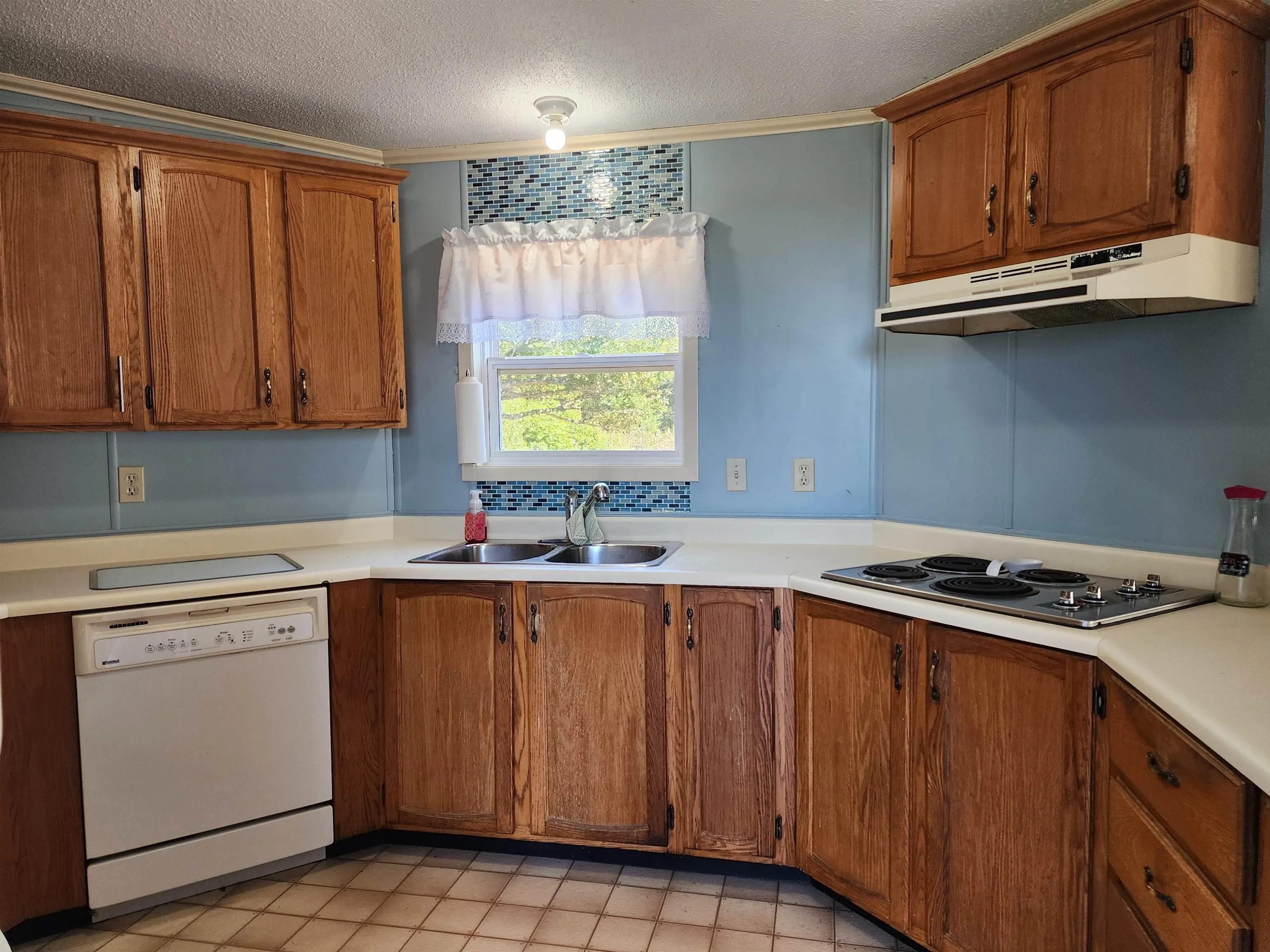 18 Popes Road Upper Woods Harbour, Woods Harbour, NS B0W 2E0, 2 Bedrooms Bedrooms, ,1 BathroomBathrooms,Residential,For Sale,Popes Road Upper Woods Harbour,202521326