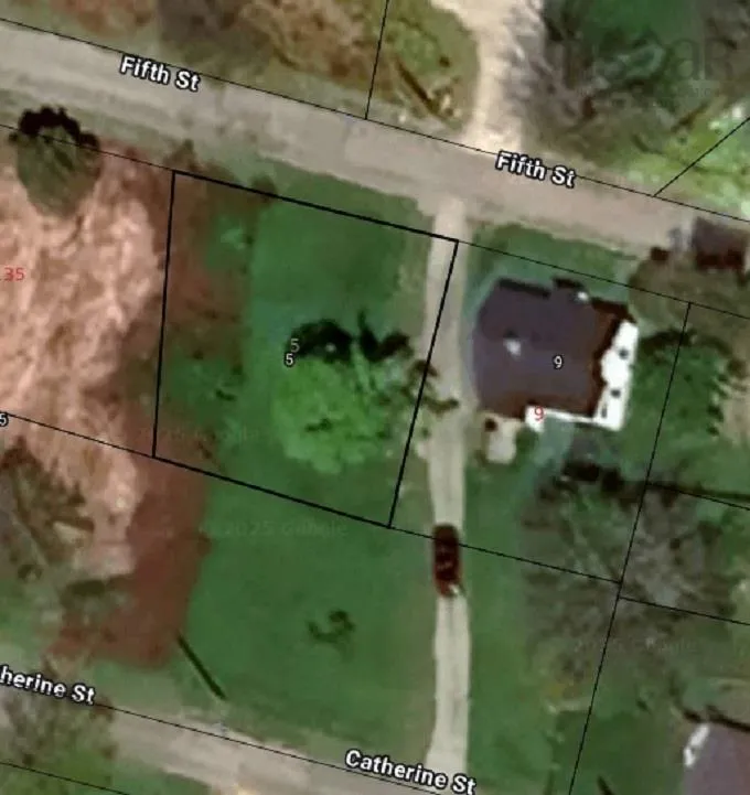 5 Fifth Street, Yarmouth, NS B5A 2Y5, ,Land,For Sale,Fifth,202522900