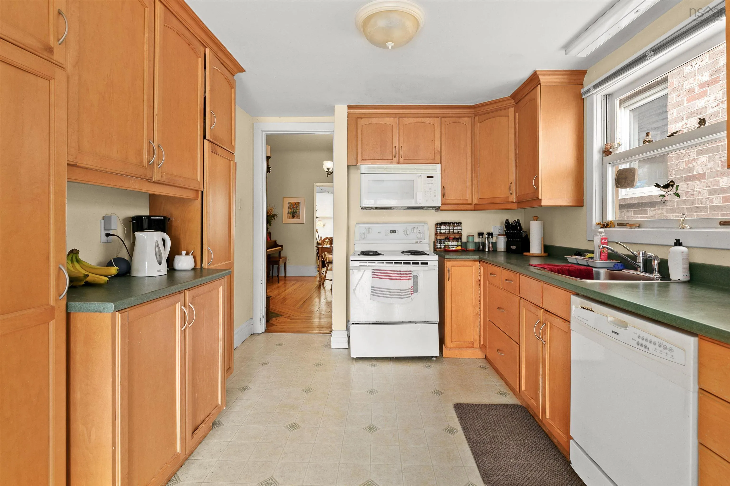 6041 Cherry Street, Halifax, NS B3H 2K4, 6 Bedrooms Bedrooms, ,4 BathroomsBathrooms,Residential,For Sale,Cherry,202524160