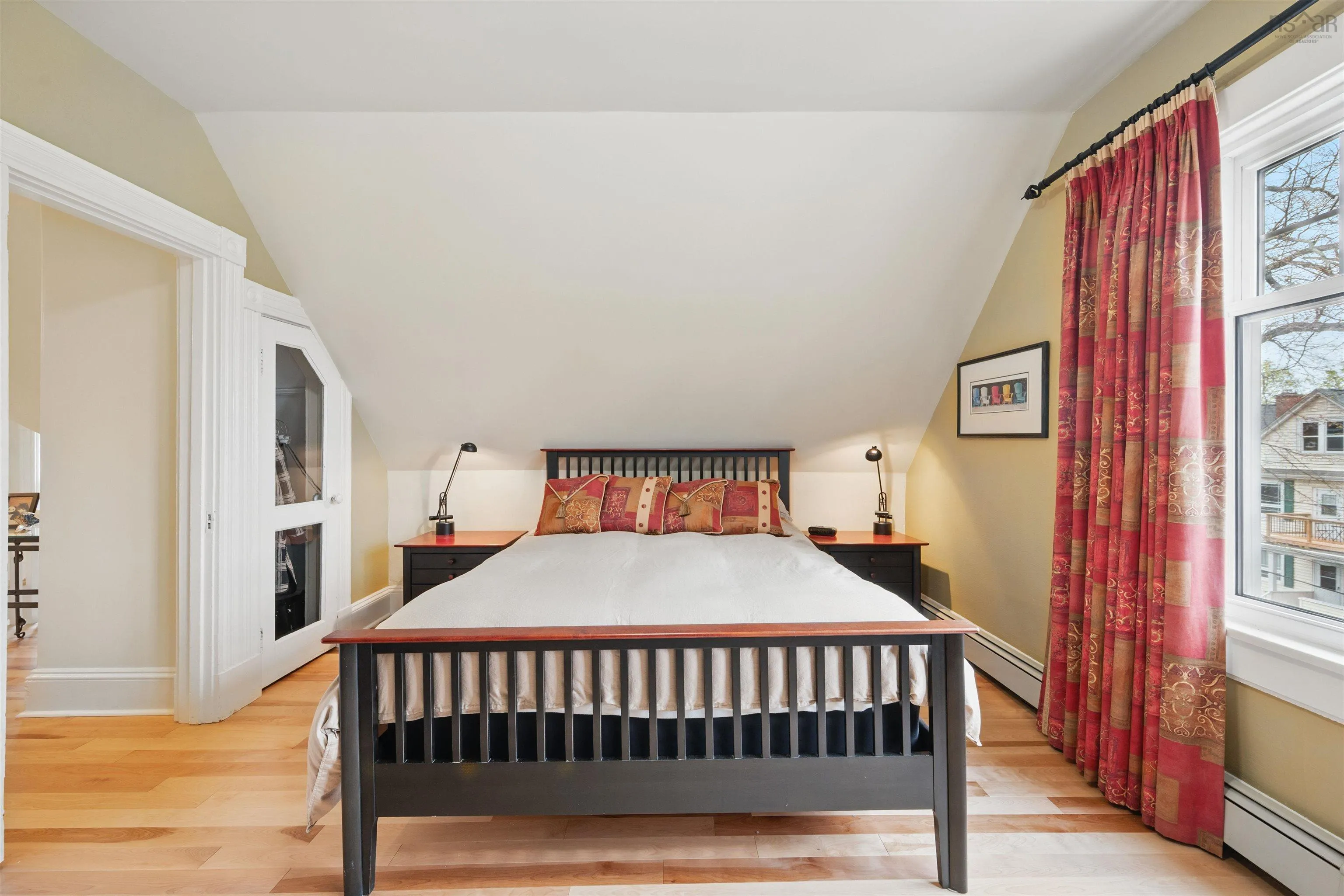 6041 Cherry Street, Halifax, NS B3H 2K4, 6 Bedrooms Bedrooms, ,4 BathroomsBathrooms,Residential,For Sale,Cherry,202524160