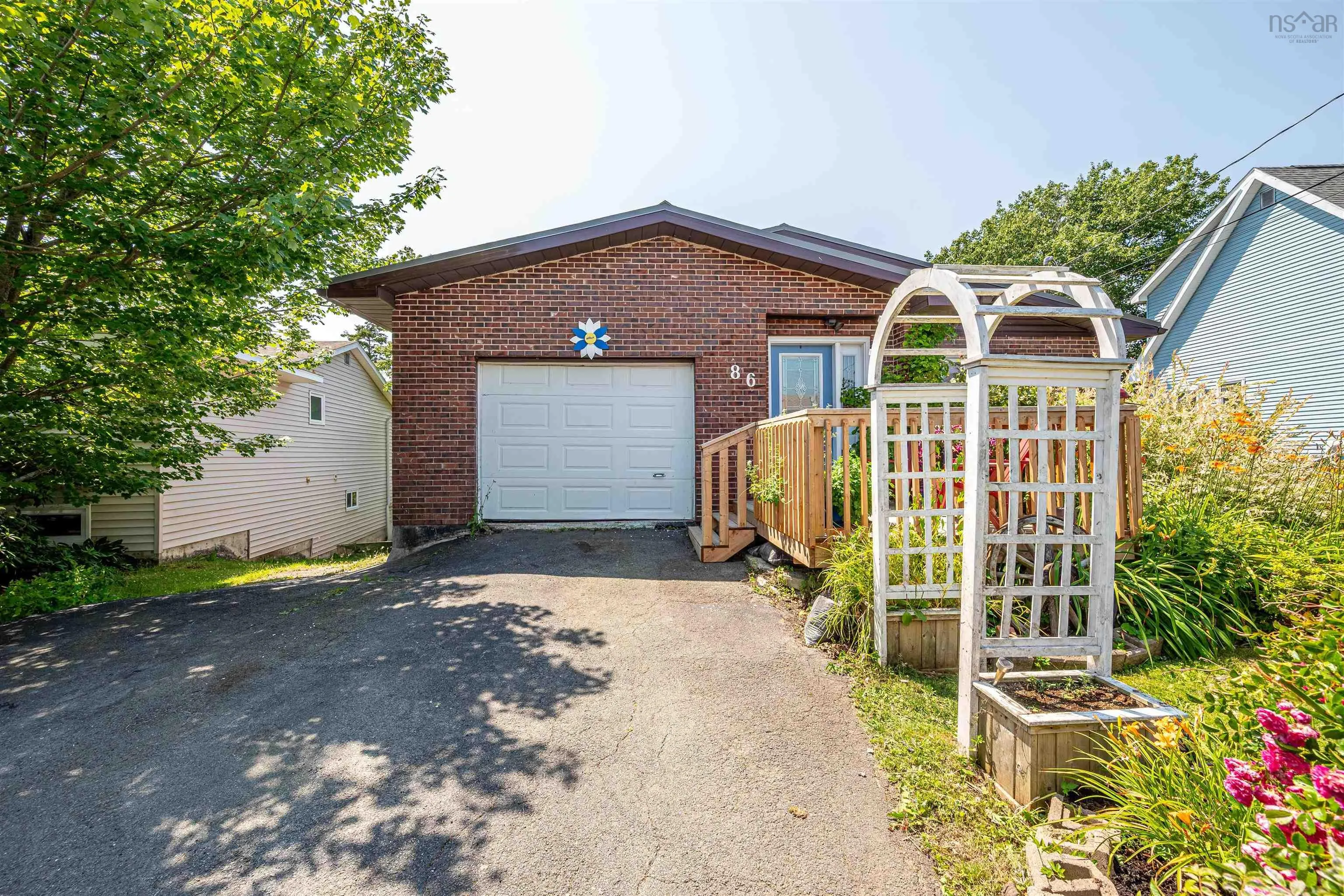86 La Pierre Crescent, Dartmouth, NS B2W 5C8, 5 Bedrooms Bedrooms, ,3 BathroomsBathrooms,Residential,For Sale,La Pierre,202519481