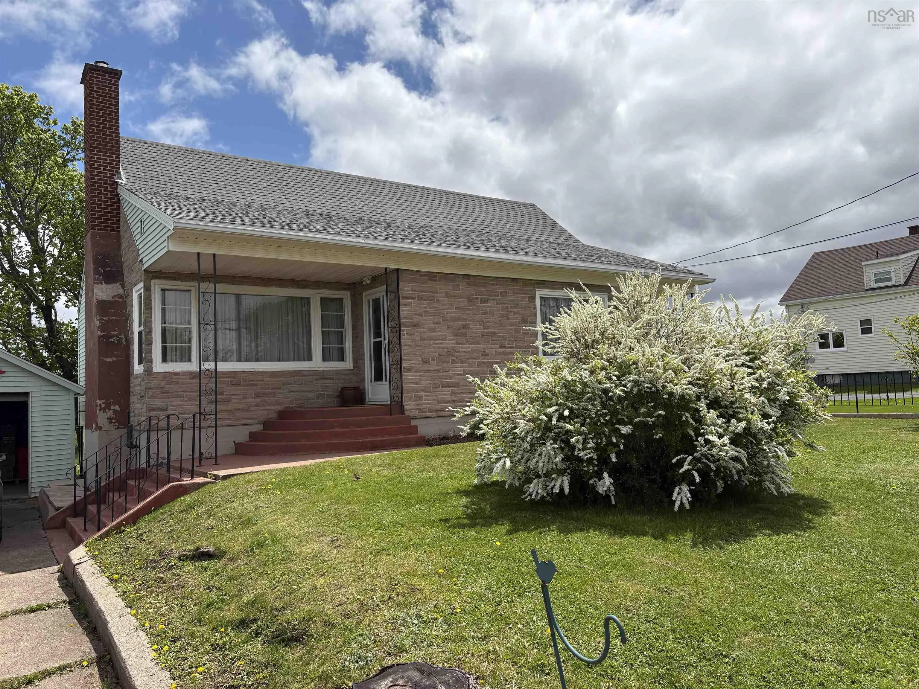 15 High Street, Plymouth, NS B0K 1S0, 3 Bedrooms Bedrooms, ,1 BathroomBathrooms,Residential,For Sale,High,202521445