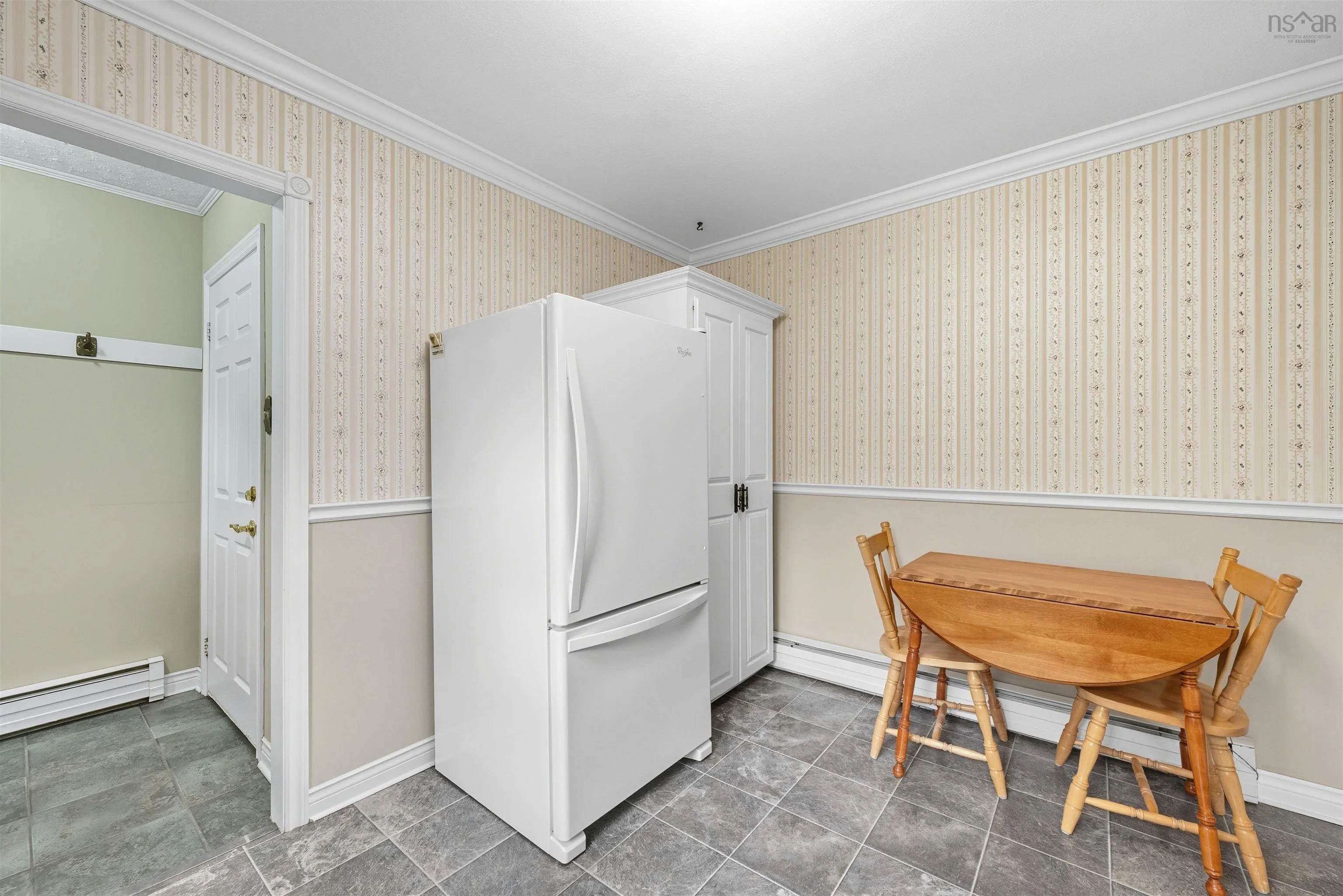 17 Kinsac Road, Beaver Bank, NS B4G 1C5, 3 Bedrooms Bedrooms, ,1 BathroomBathrooms,Residential,For Sale,Kinsac,202523529
