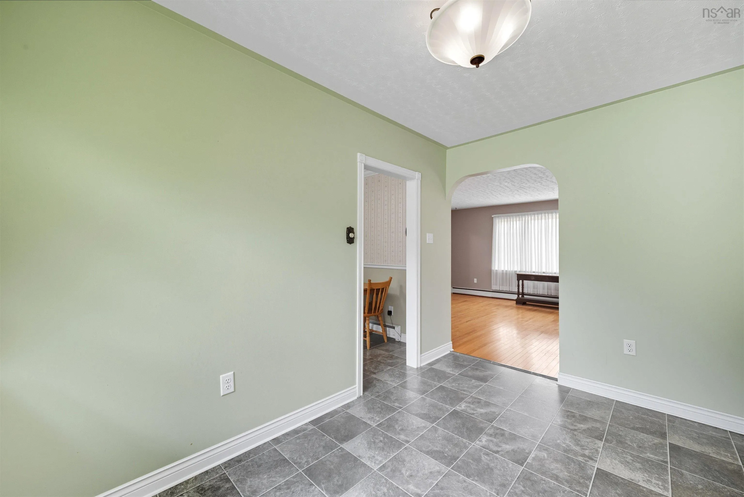 17 Kinsac Road, Beaver Bank, NS B4G 1C5, 3 Bedrooms Bedrooms, ,1 BathroomBathrooms,Residential,For Sale,Kinsac,202523529