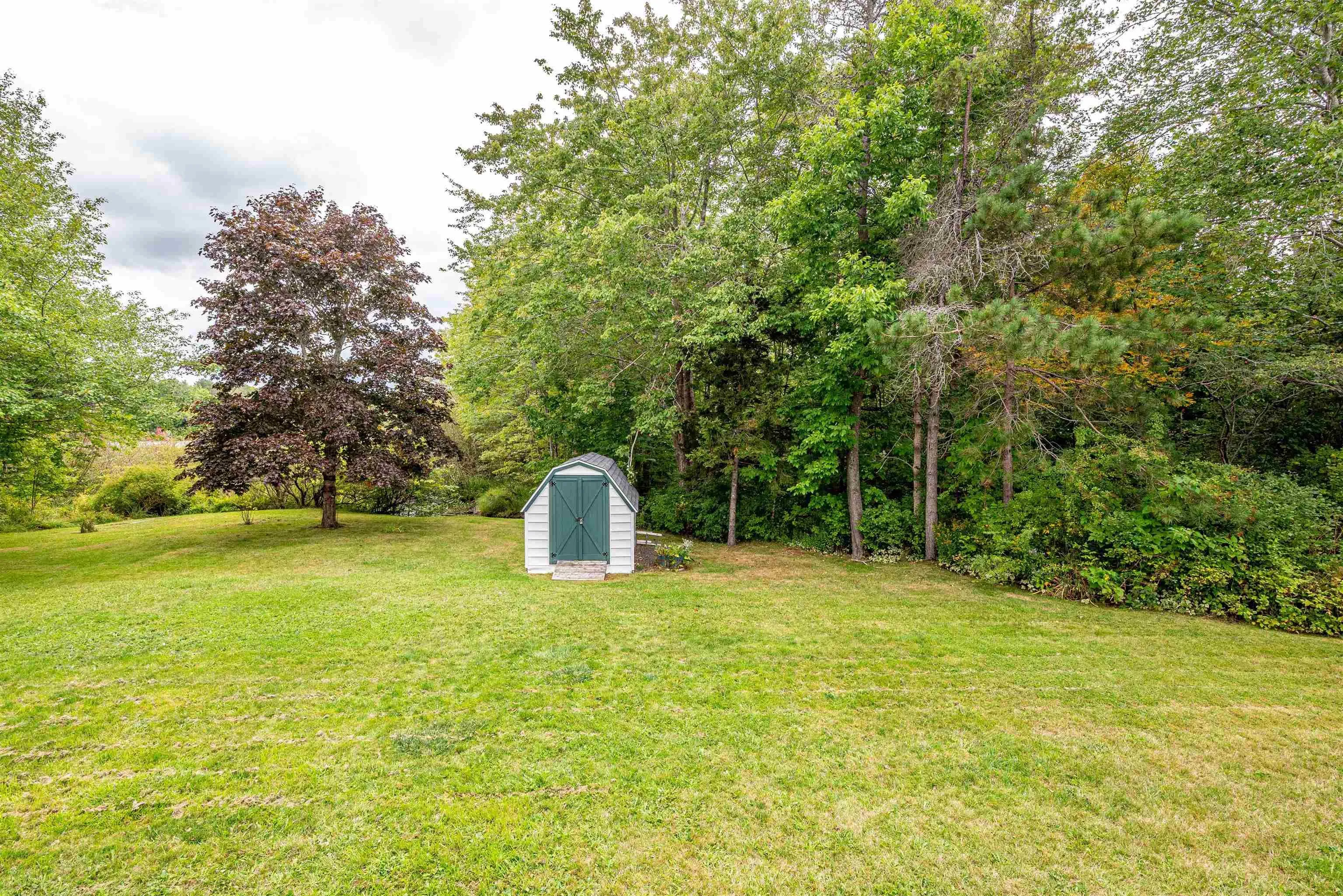 17 Kinsac Road, Beaver Bank, NS B4G 1C5, 3 Bedrooms Bedrooms, ,1 BathroomBathrooms,Residential,For Sale,Kinsac,202523529