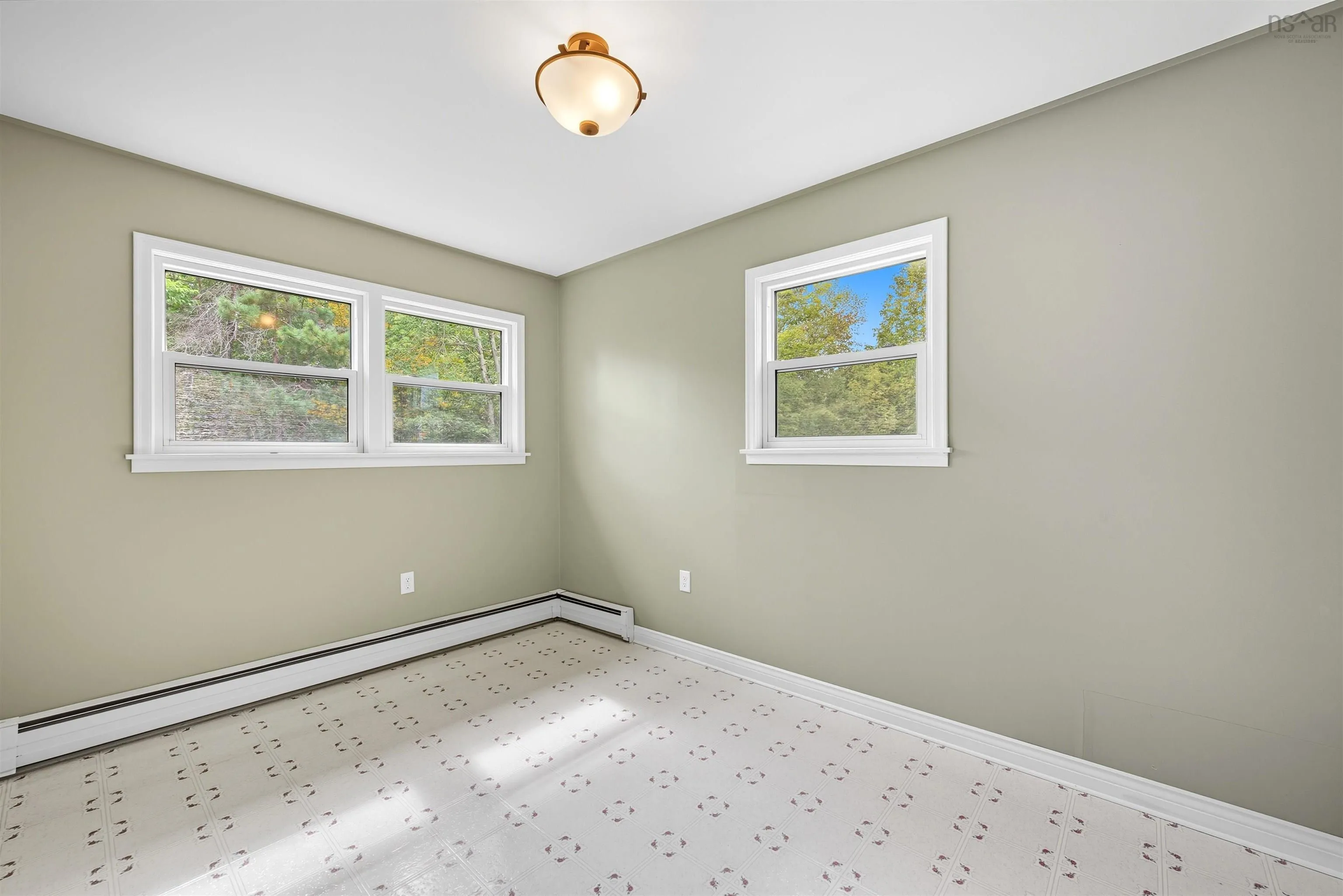 17 Kinsac Road, Beaver Bank, NS B4G 1C5, 3 Bedrooms Bedrooms, ,1 BathroomBathrooms,Residential,For Sale,Kinsac,202523529